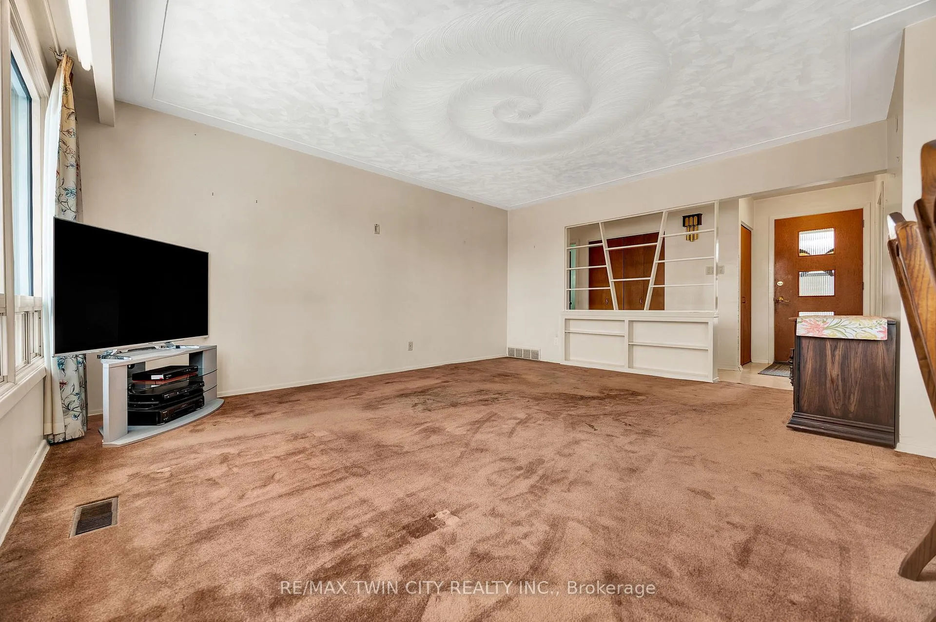 Photo 14 of 396 Fischer Hallman Road, Kitchener — HOMEH