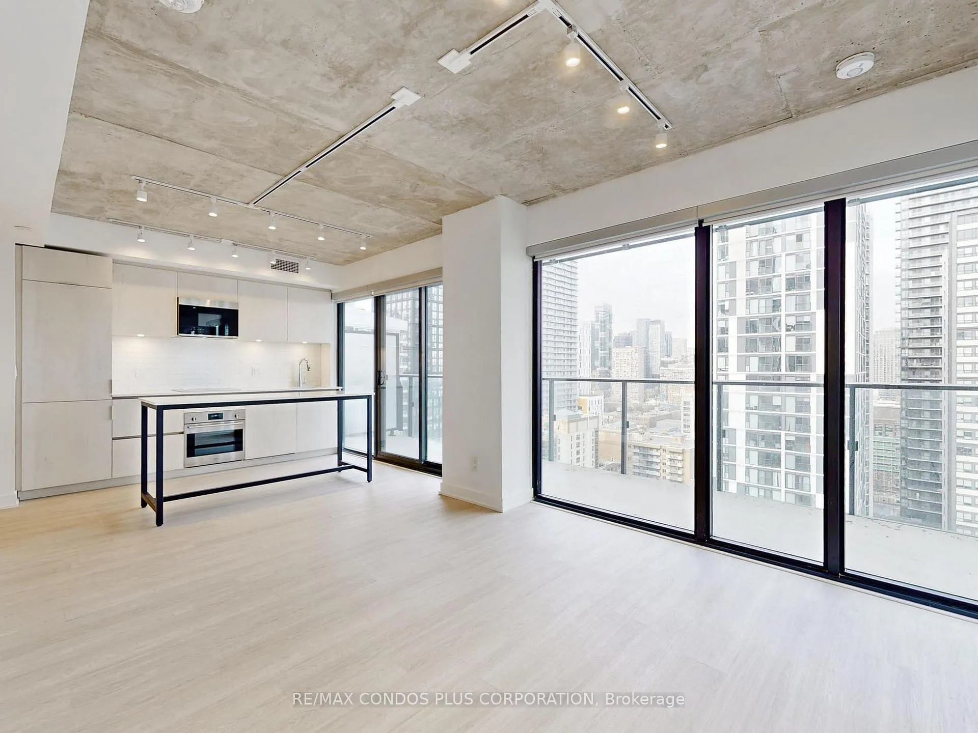 Photo 12 of Unit 2405, 47 Mutual Street, Toronto, Church-Yonge Corridor — HOMEH