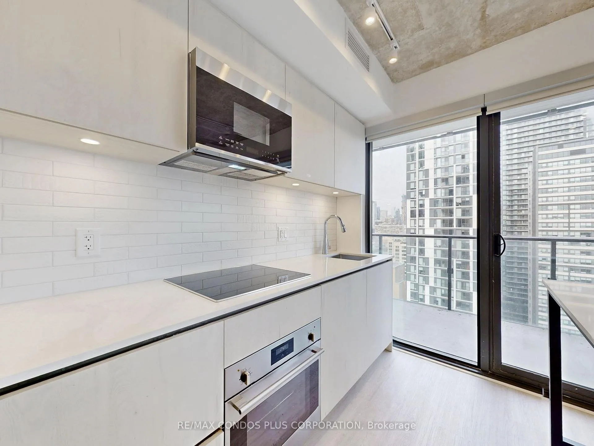 Photo 15 of Unit 2405, 47 Mutual Street, Toronto, Church-Yonge Corridor — HOMEH