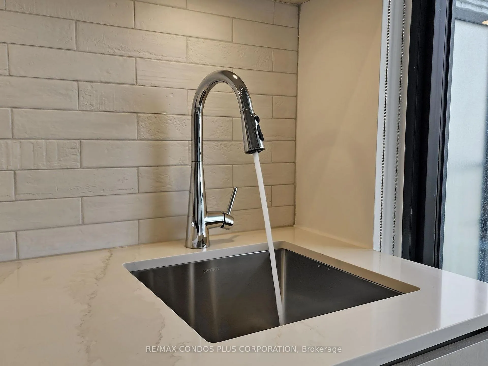 Photo 18 of Unit 2405, 47 Mutual Street, Toronto, Church-Yonge Corridor — HOMEH