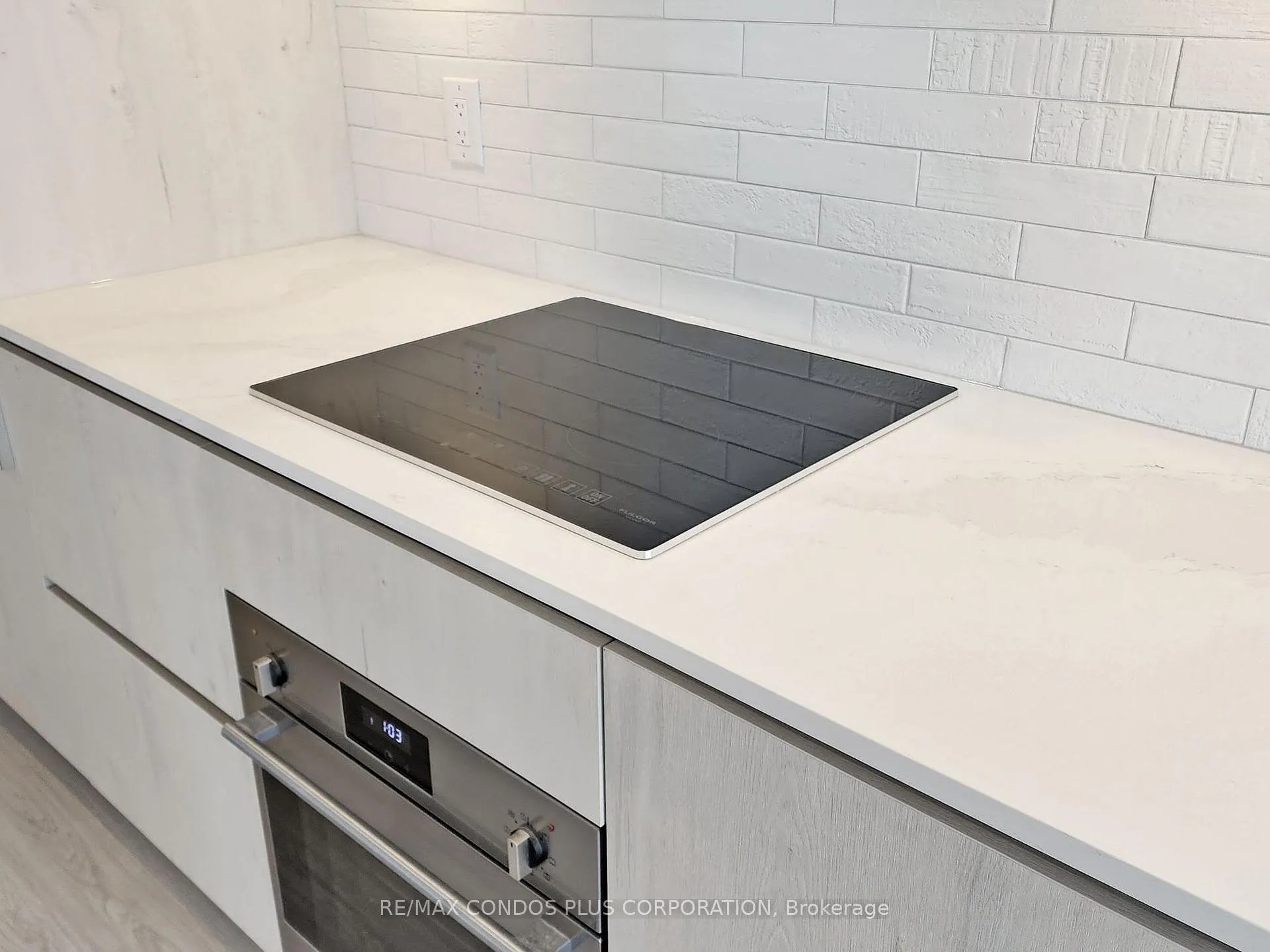 Photo 19 of Unit 2405, 47 Mutual Street, Toronto, Church-Yonge Corridor — HOMEH