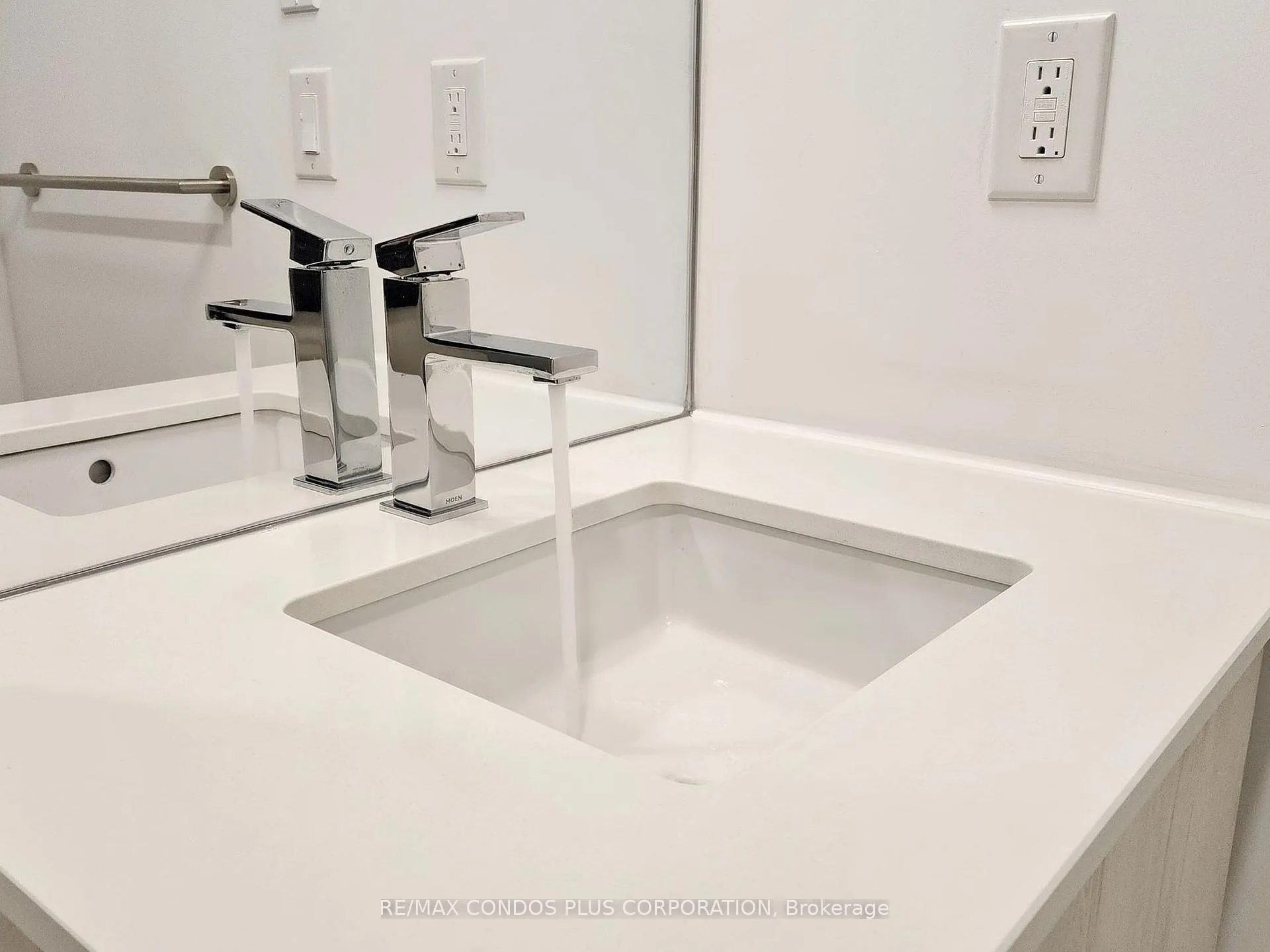 Photo 31 of Unit 2405, 47 Mutual Street, Toronto, Church-Yonge Corridor — HOMEH