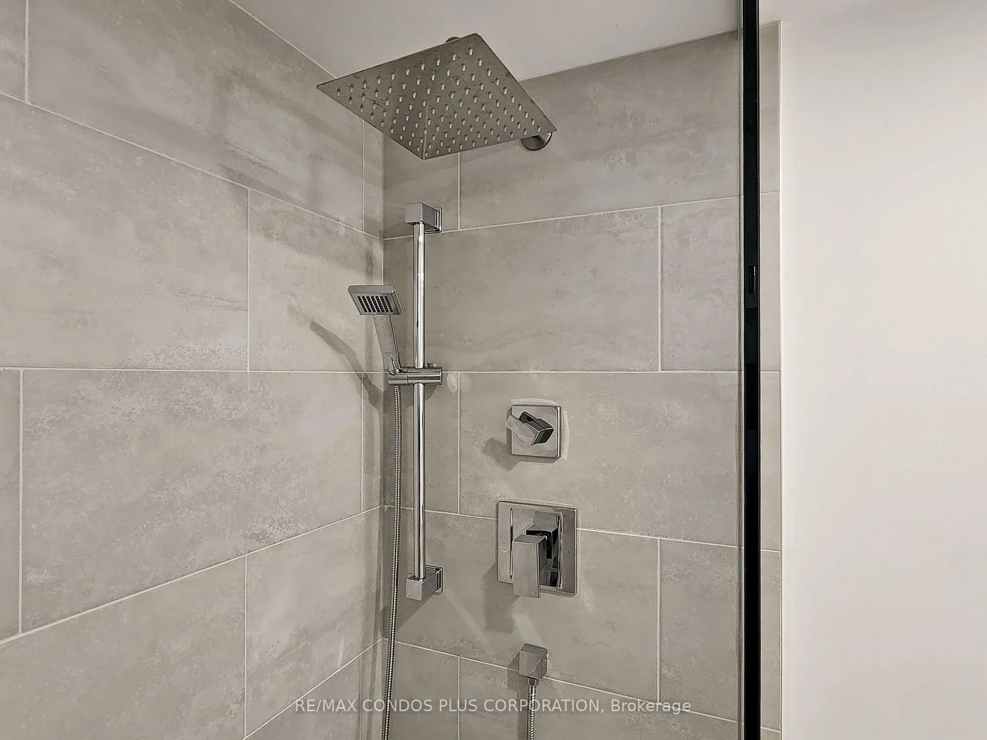 Photo 32 of Unit 2405, 47 Mutual Street, Toronto, Church-Yonge Corridor — HOMEH