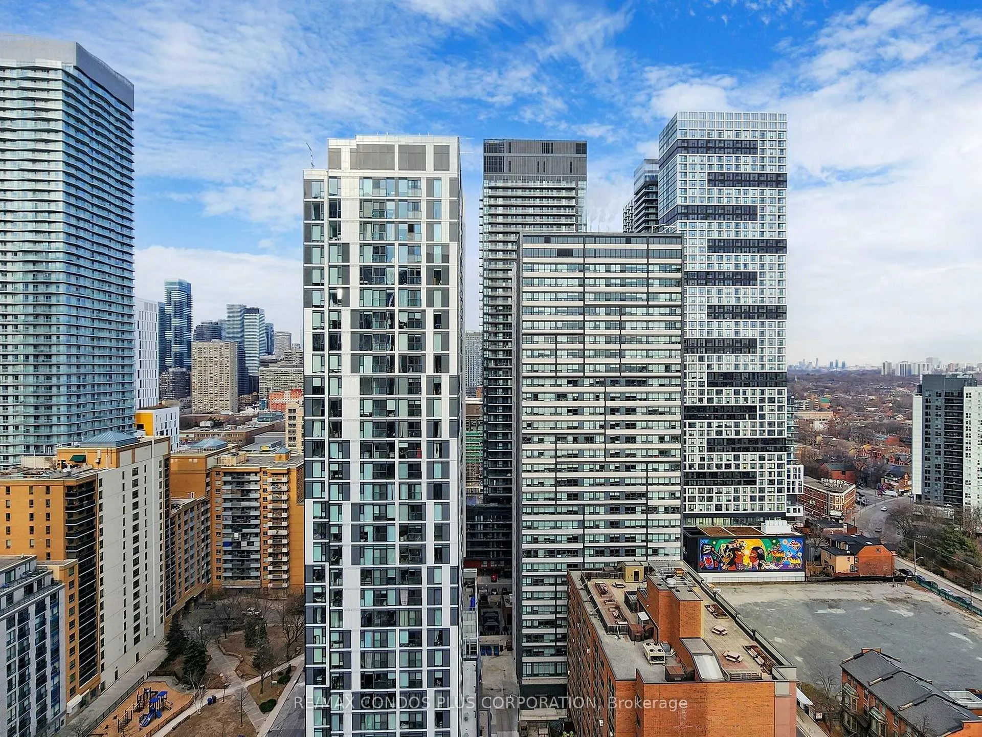 Photo 47 of Unit 2405, 47 Mutual Street, Toronto, Church-Yonge Corridor — HOMEH