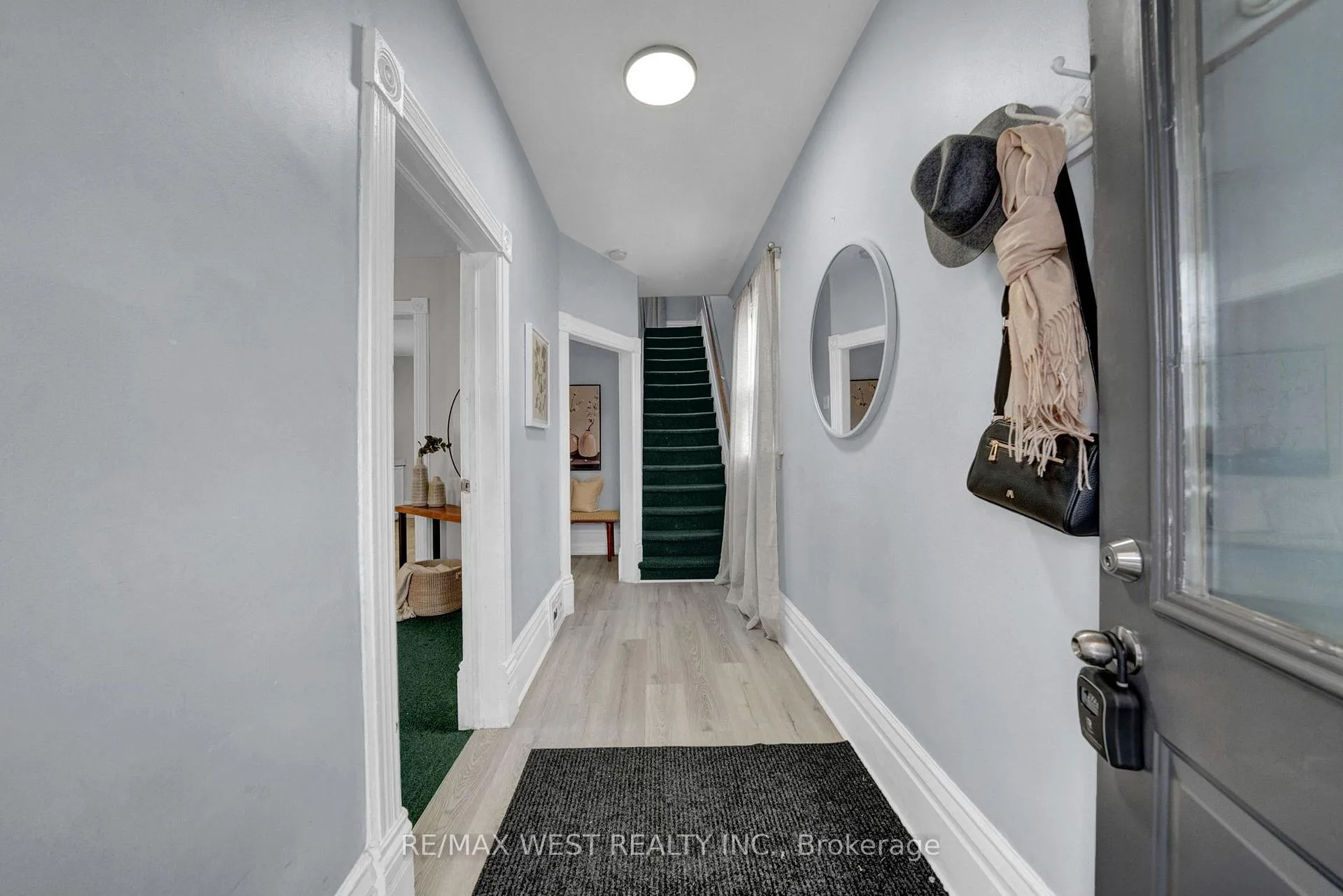 Photo 3 of 164 Albert Street, Oshawa, Central — HOMEH