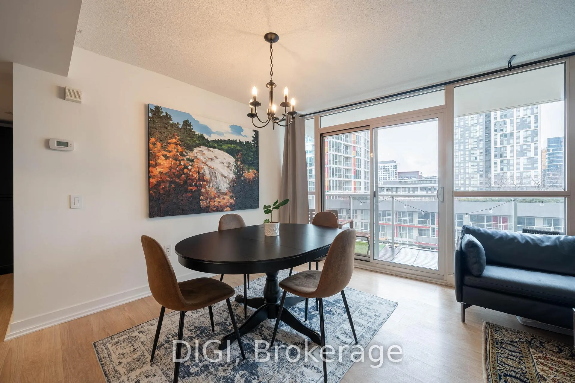 Photo 5 of Unit 915, 75 Queens Wharf Road, Toronto, Waterfront Communities — HOMEH