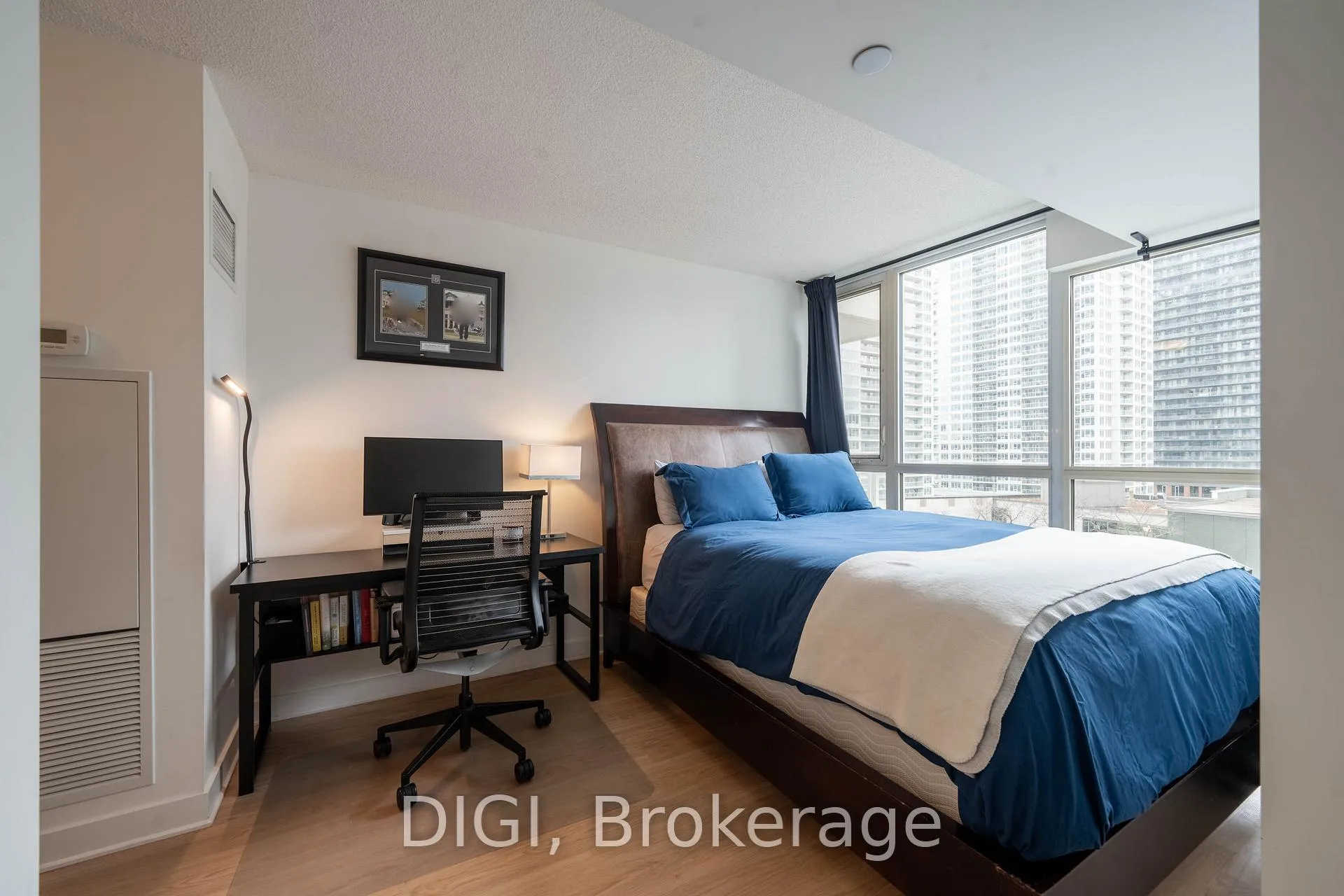 Photo 7 of Unit 915, 75 Queens Wharf Road, Toronto, Waterfront Communities — HOMEH