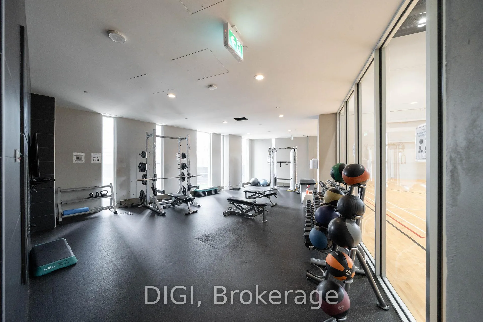 Photo 14 of Unit 915, 75 Queens Wharf Road, Toronto, Waterfront Communities — HOMEH