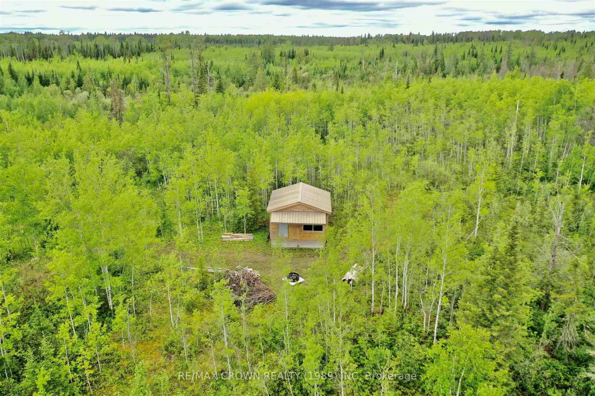 Photo 9 of 208 Highway 11 N, Kapuskasing — HOMEH