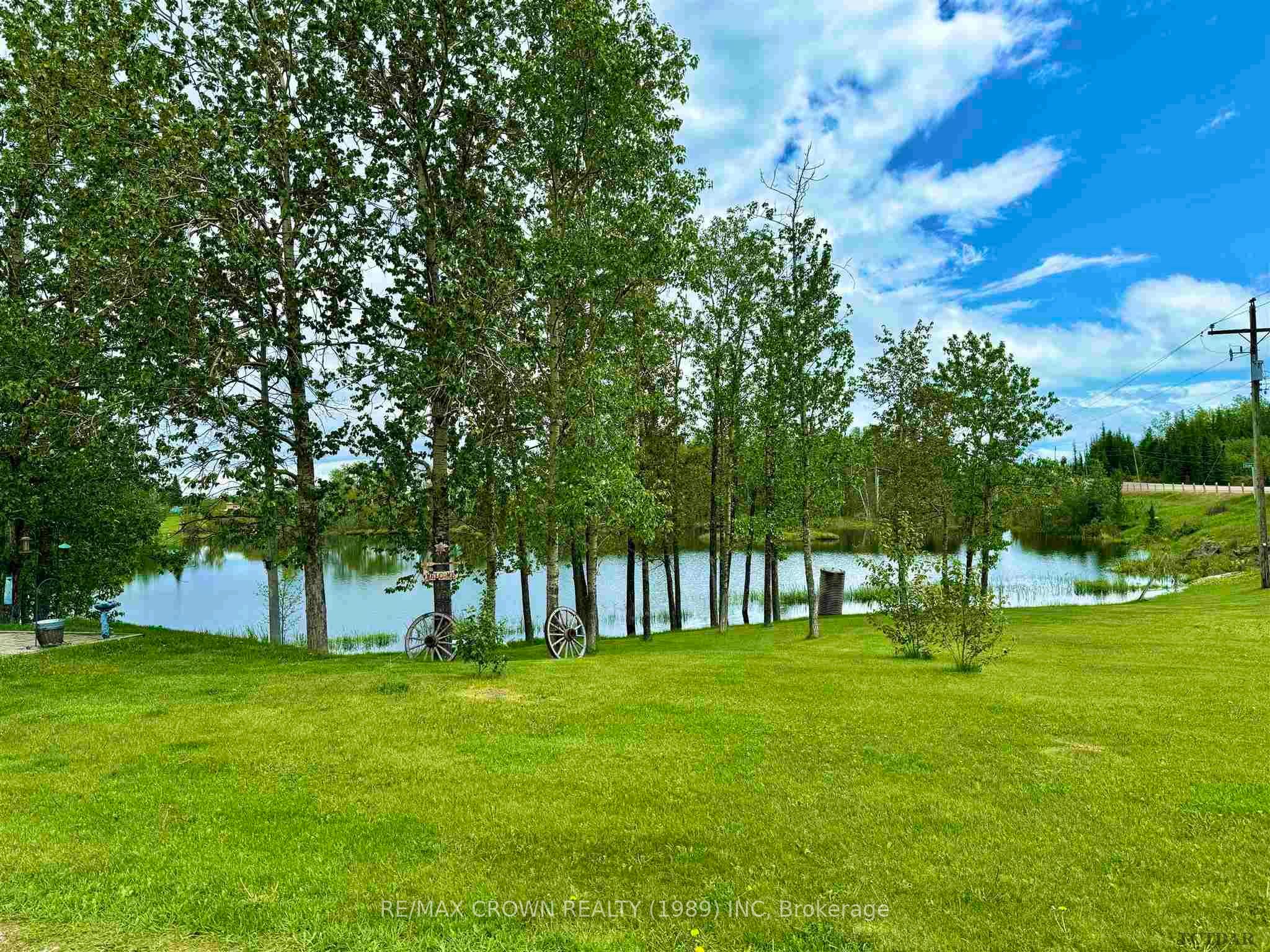 Photo 18 of 208 Highway 11 N, Kapuskasing — HOMEH