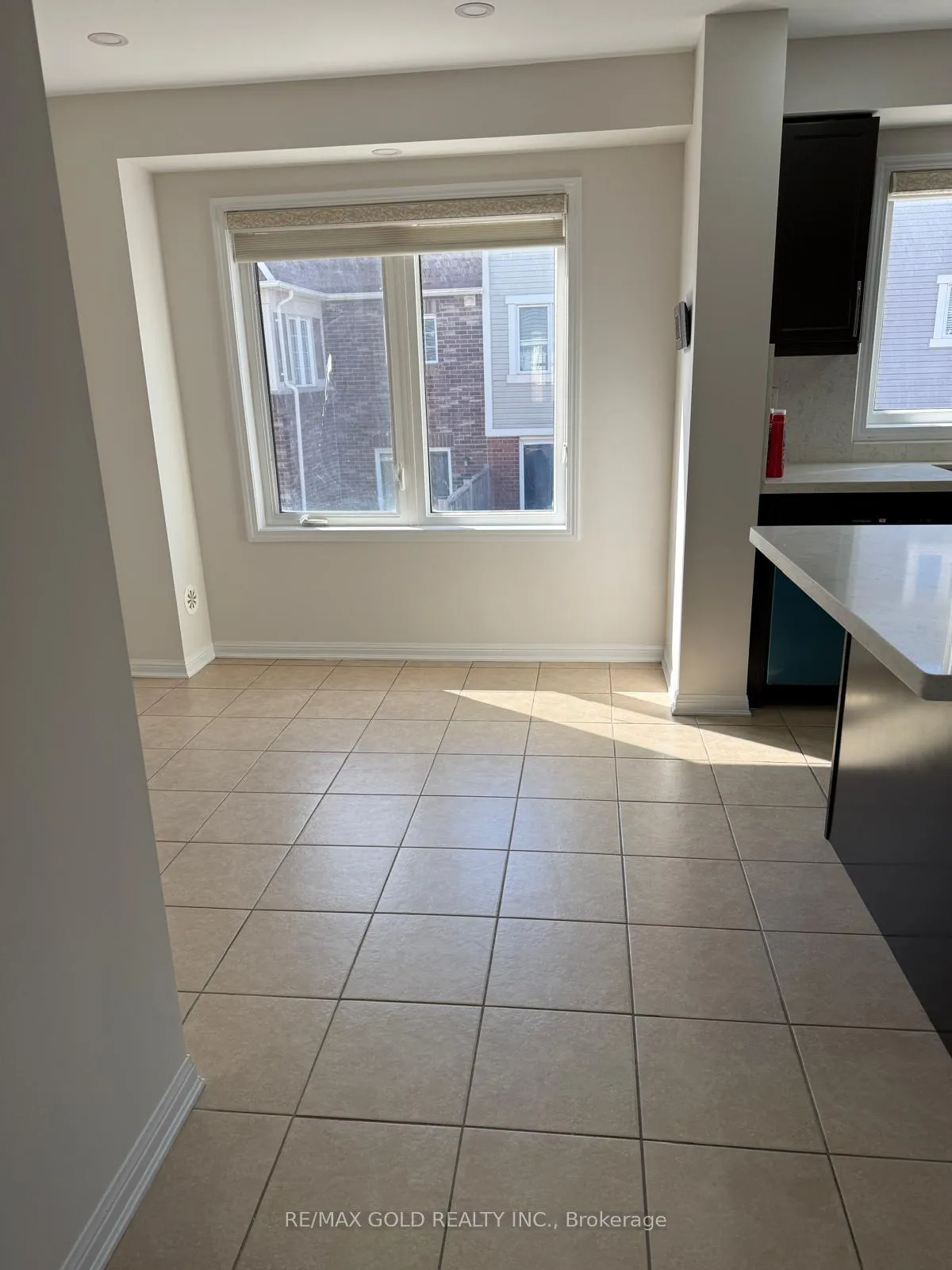 Photo 9 of 6 Stemford Road, Brampton, Northwest Brampton — HOMEH