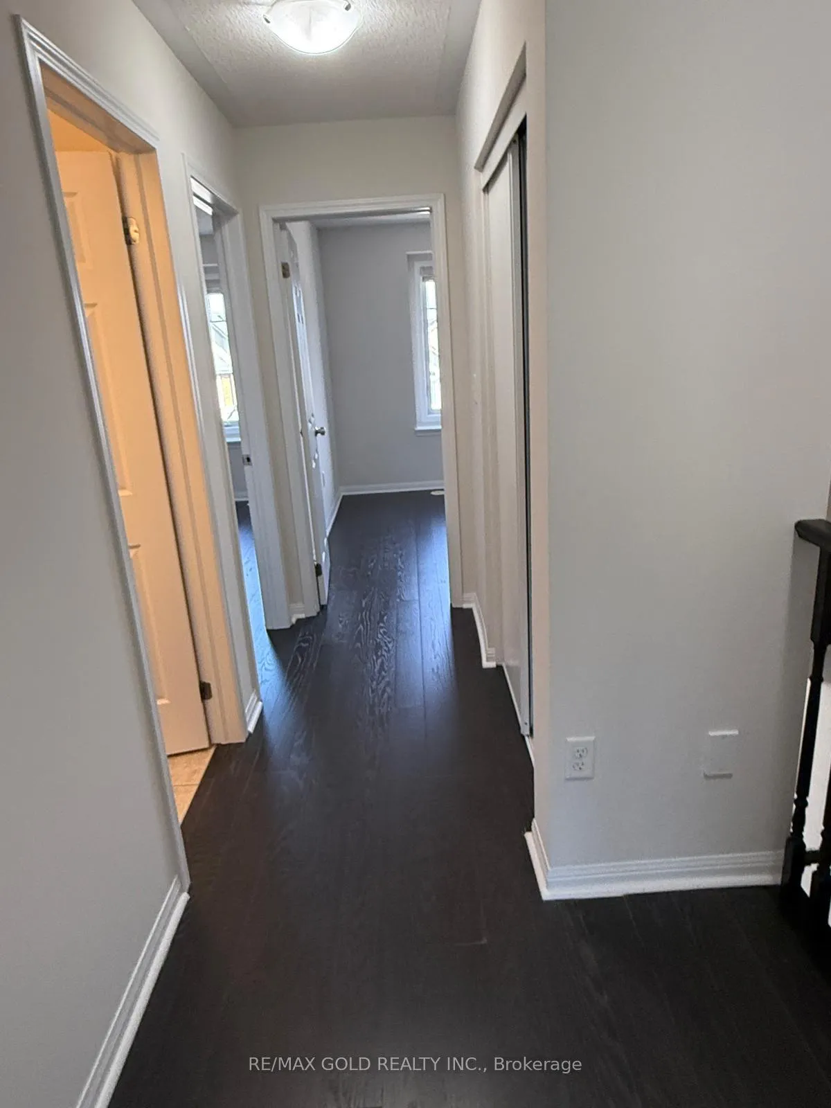 Photo 12 of 6 Stemford Road, Brampton, Northwest Brampton — HOMEH