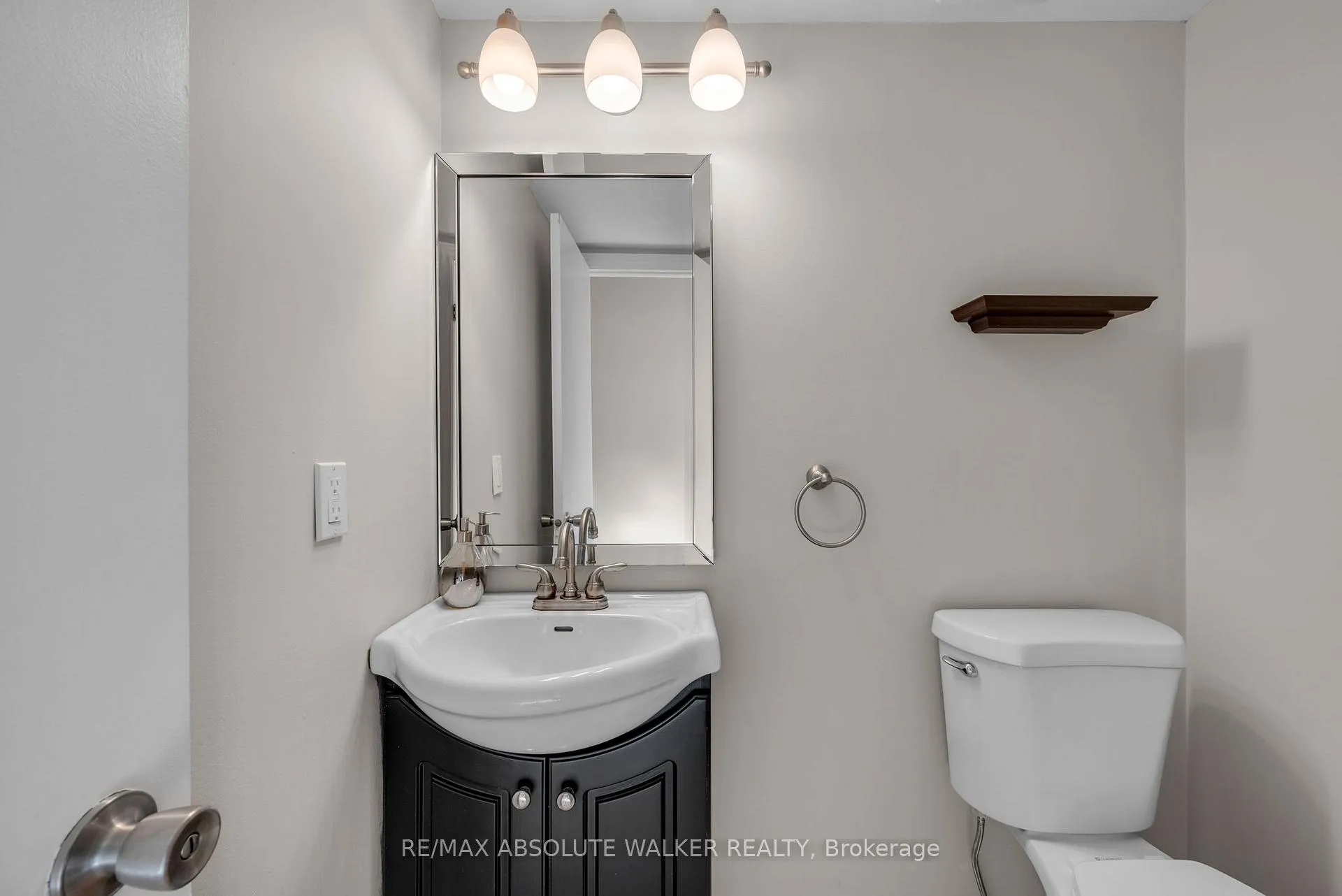Photo 19 of 1538 Briarfield Crescent, Ottawa, Fallingbrook/Ridgemount — HOMEH
