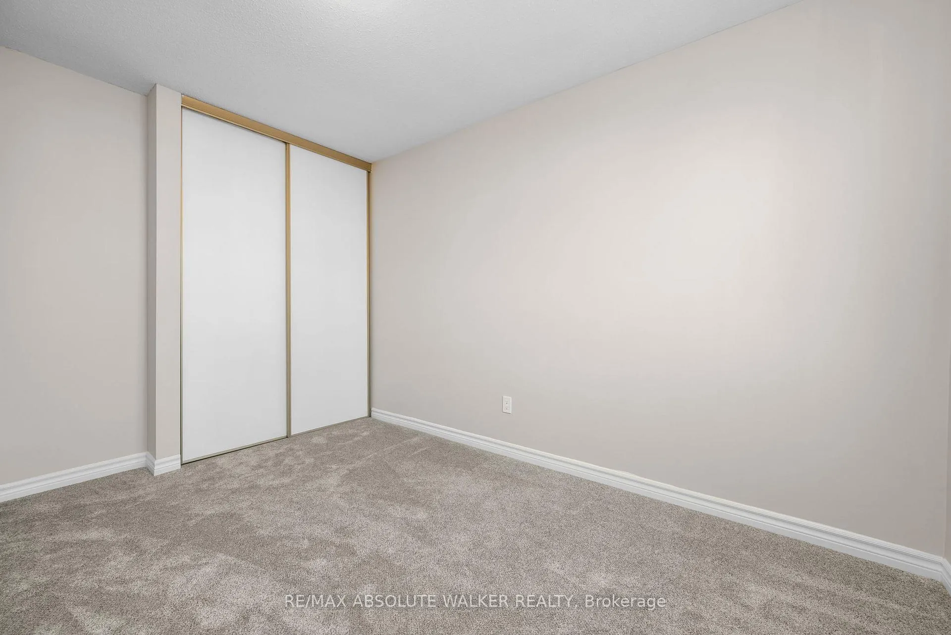 Photo 28 of 1538 Briarfield Crescent, Ottawa, Fallingbrook/Ridgemount — HOMEH