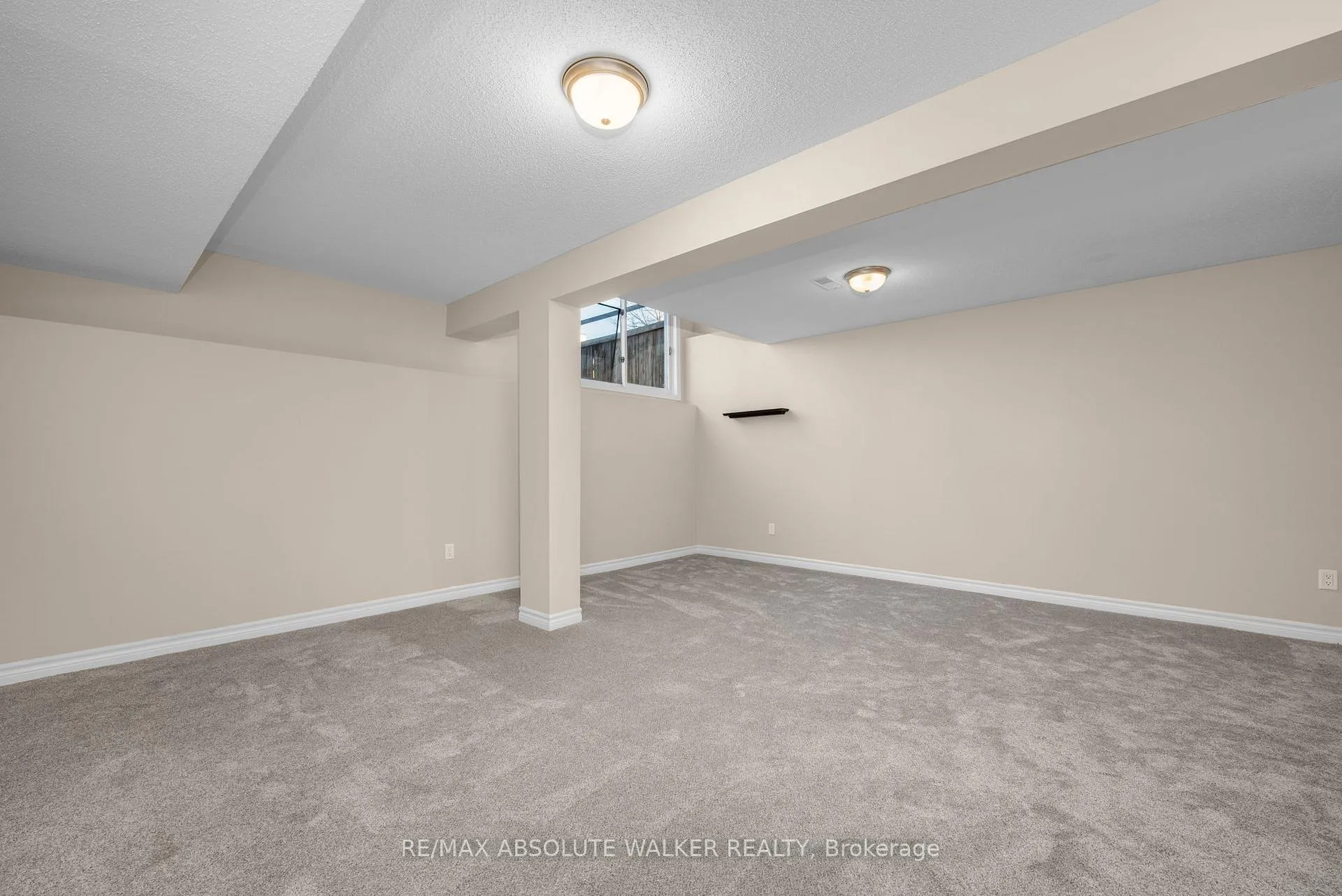 Photo 36 of 1538 Briarfield Crescent, Ottawa, Fallingbrook/Ridgemount — HOMEH