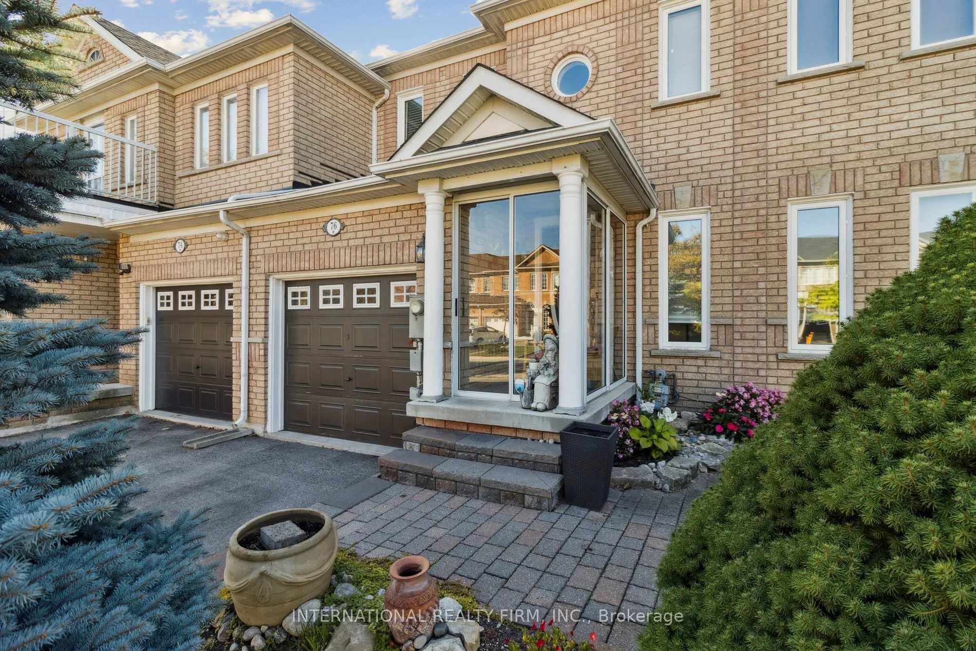 Photo 2 of 76 Timberwolf Crescent, Vaughan, Vellore Village — HOMEH