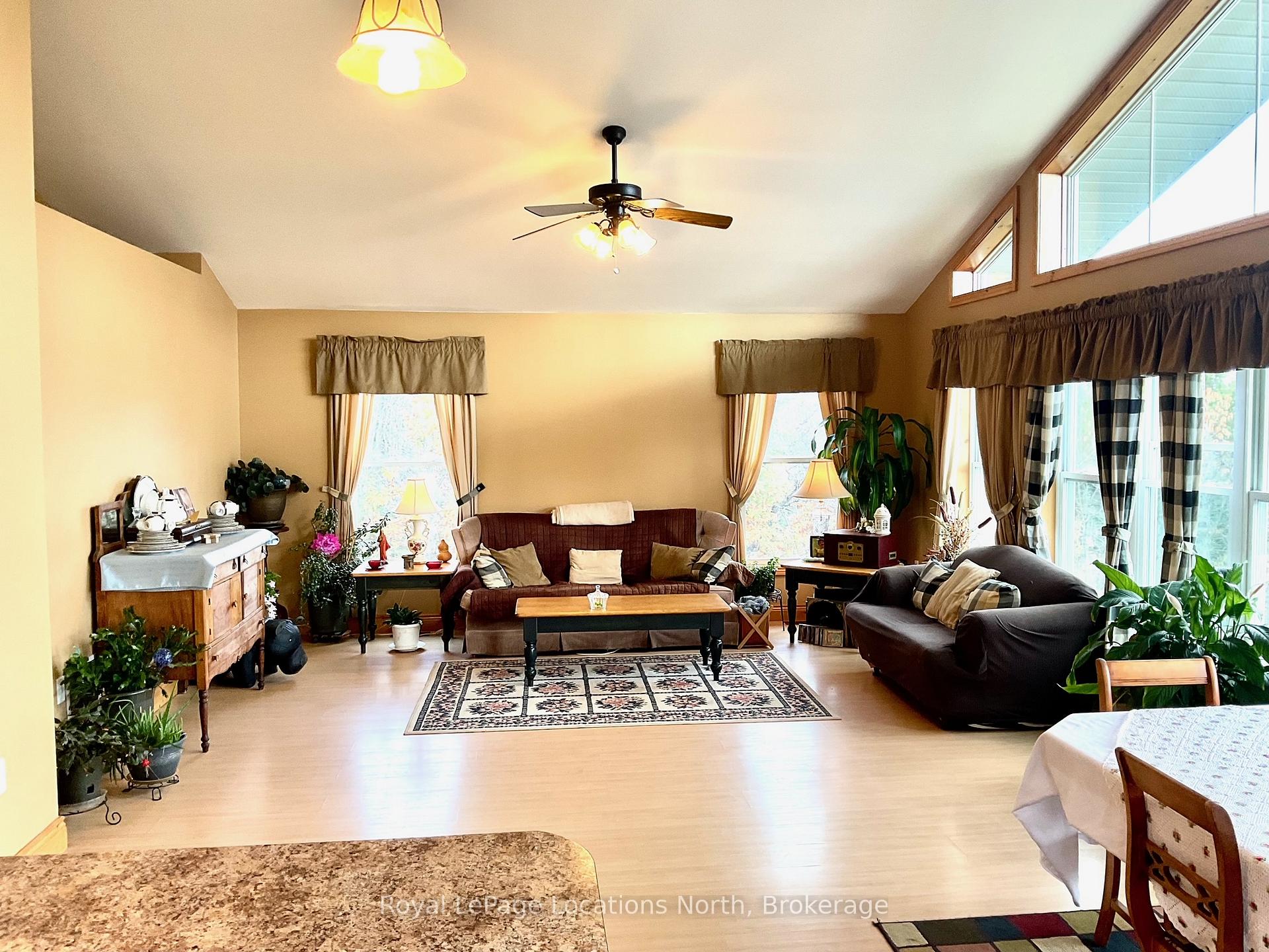 Photo 13 of 34 Pine Drive, McMurrich/Monteith, Sprucedale — HOMEH
