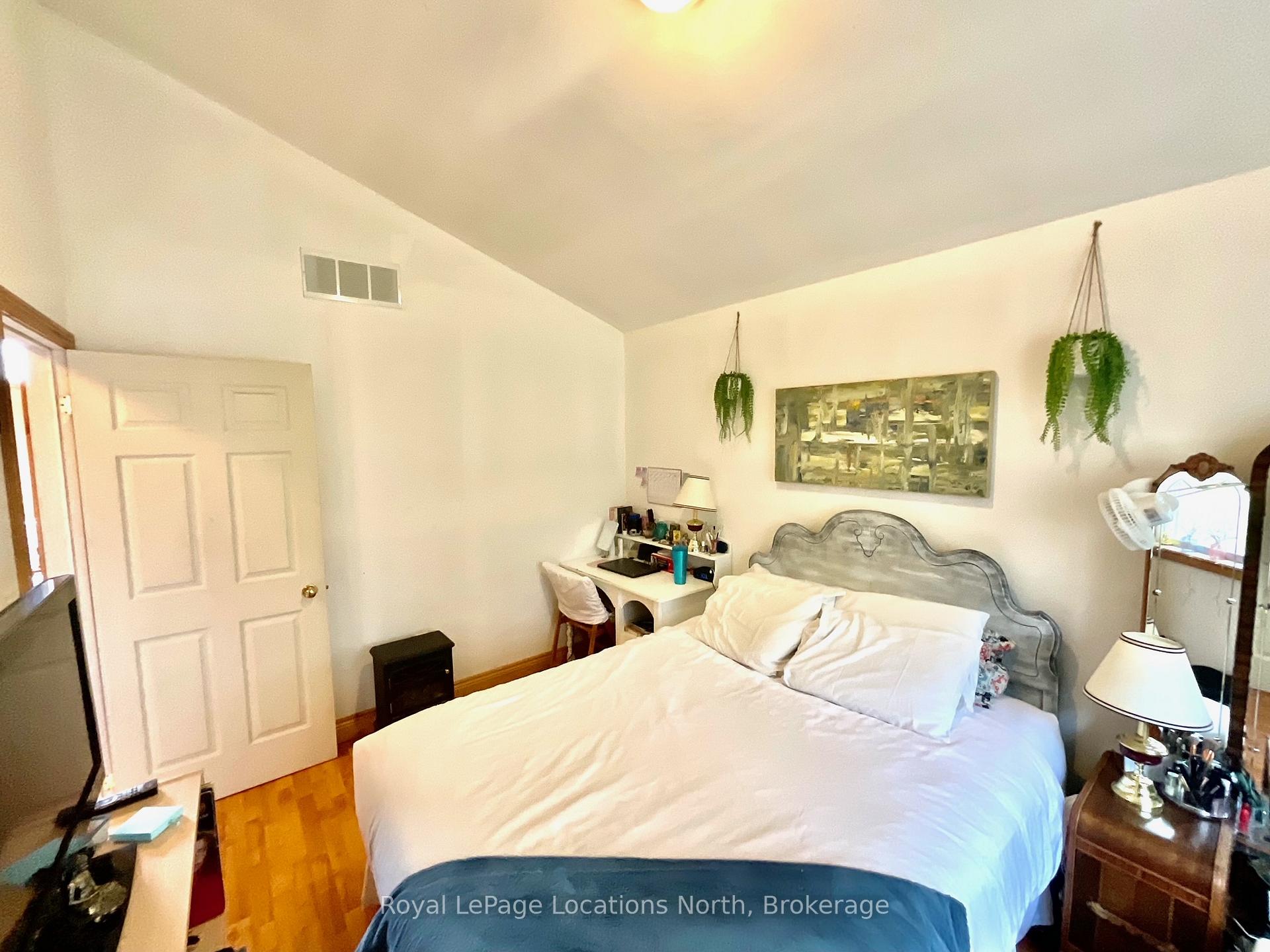 Photo 21 of 34 Pine Drive, McMurrich/Monteith, Sprucedale — HOMEH