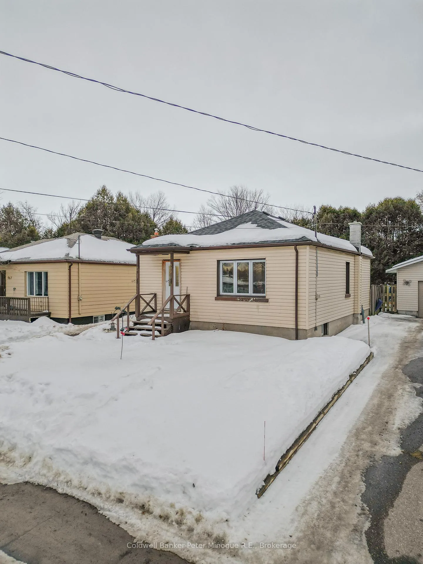 Photo 2 of 979 Morin Street, North Bay, Central — HOMEH