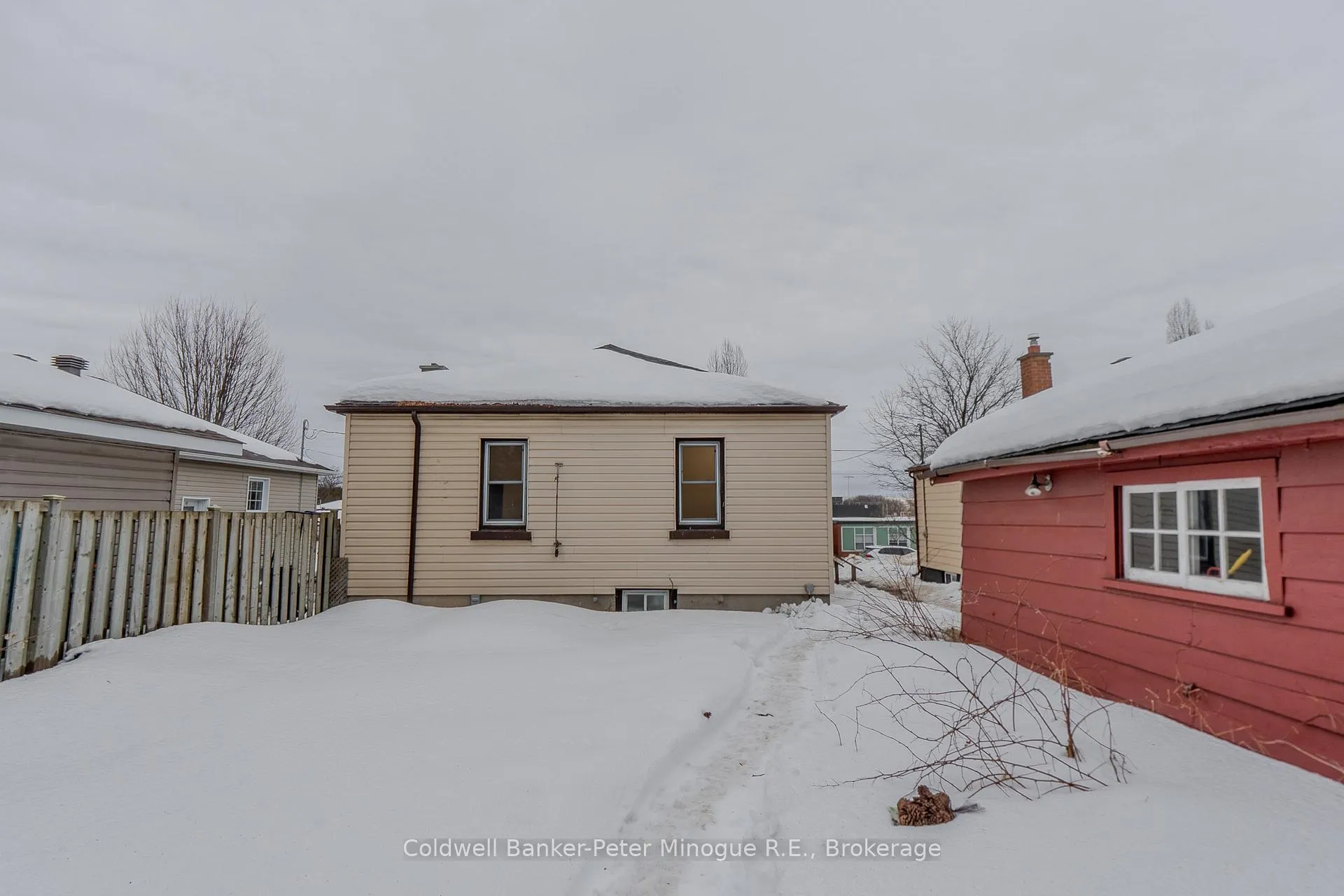 Photo 3 of 979 Morin Street, North Bay, Central — HOMEH