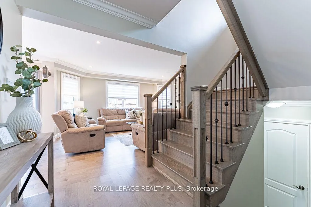 Photo 8 of 20 Navy Crescent, Brampton, Fletcher's Meadow — HOMEH