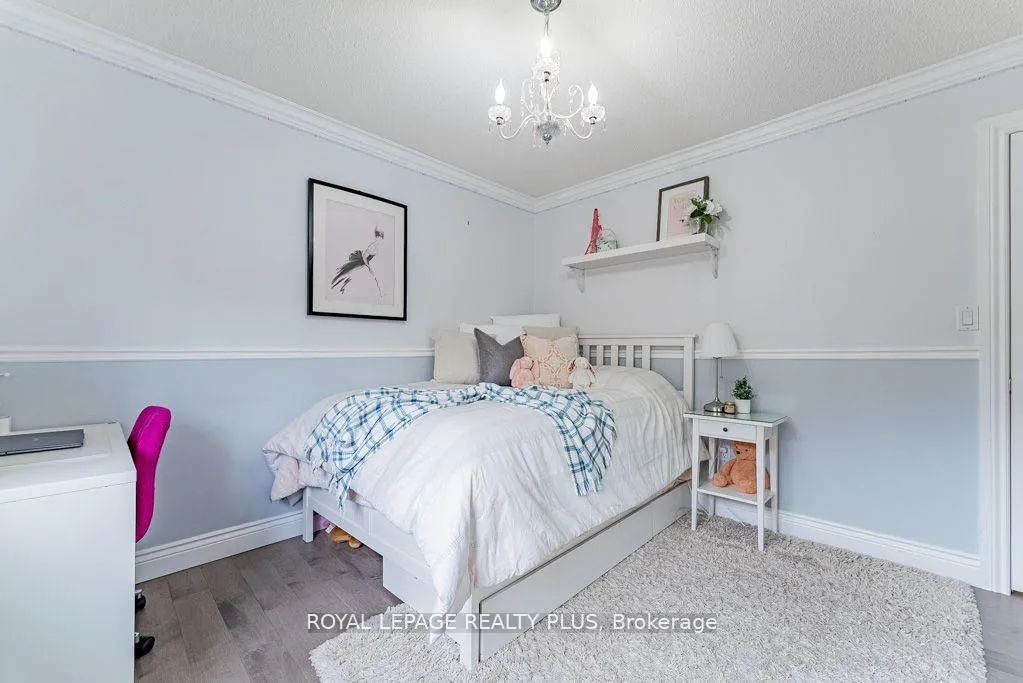 Photo 31 of 20 Navy Crescent, Brampton, Fletcher's Meadow — HOMEH