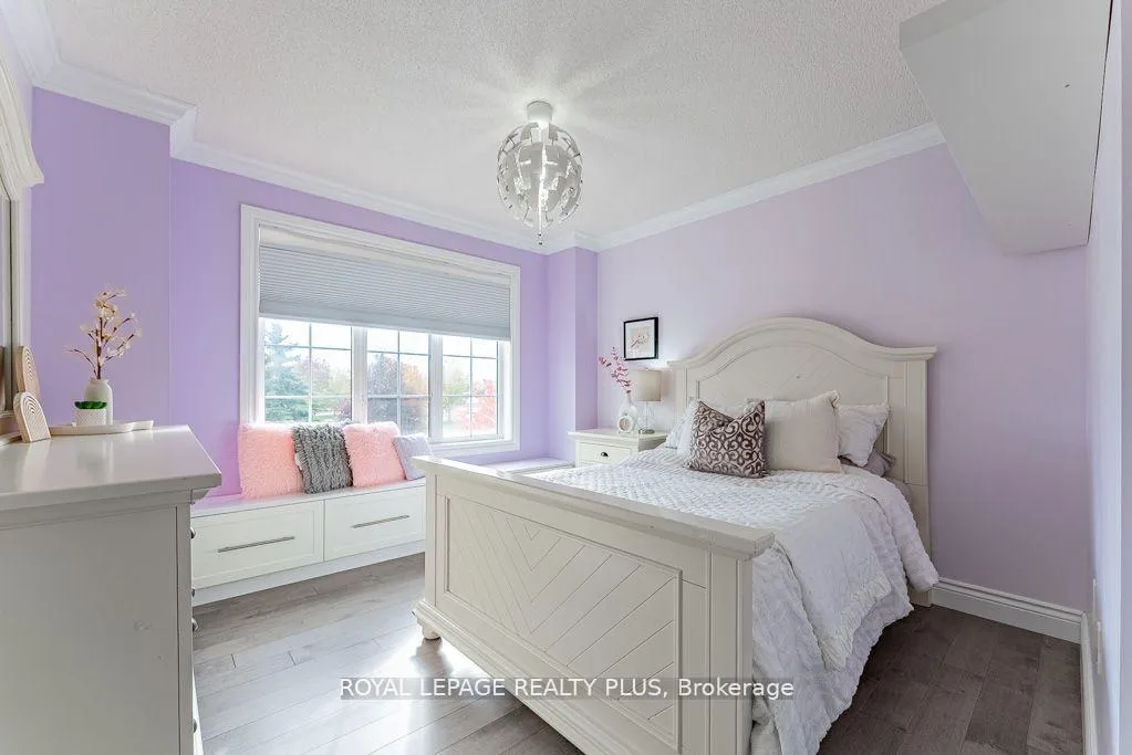 Photo 33 of 20 Navy Crescent, Brampton, Fletcher's Meadow — HOMEH