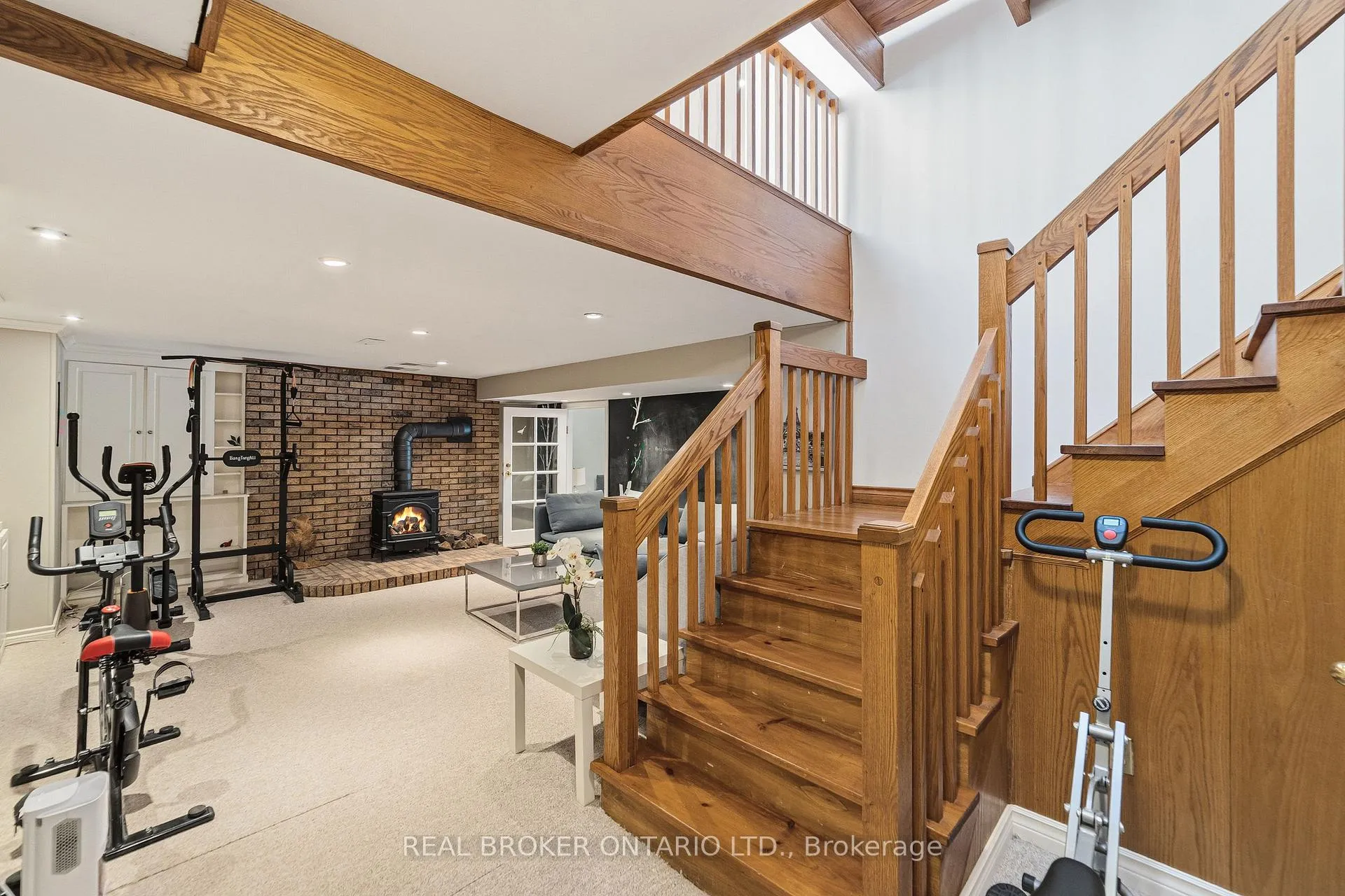 Photo 27 of 39 Templer Drive, Hamilton, Ancaster — HOMEH