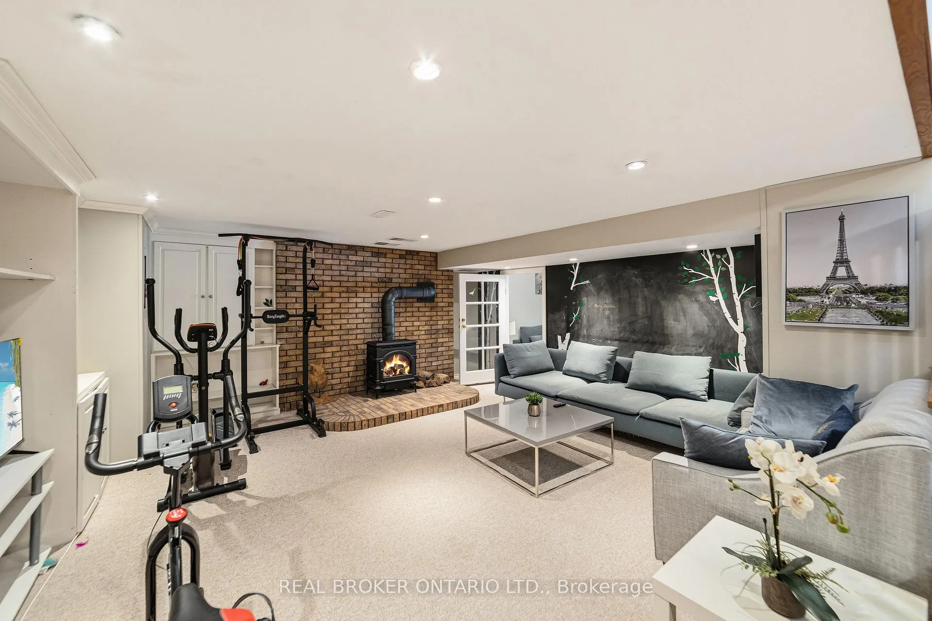 Photo 28 of 39 Templer Drive, Hamilton, Ancaster — HOMEH