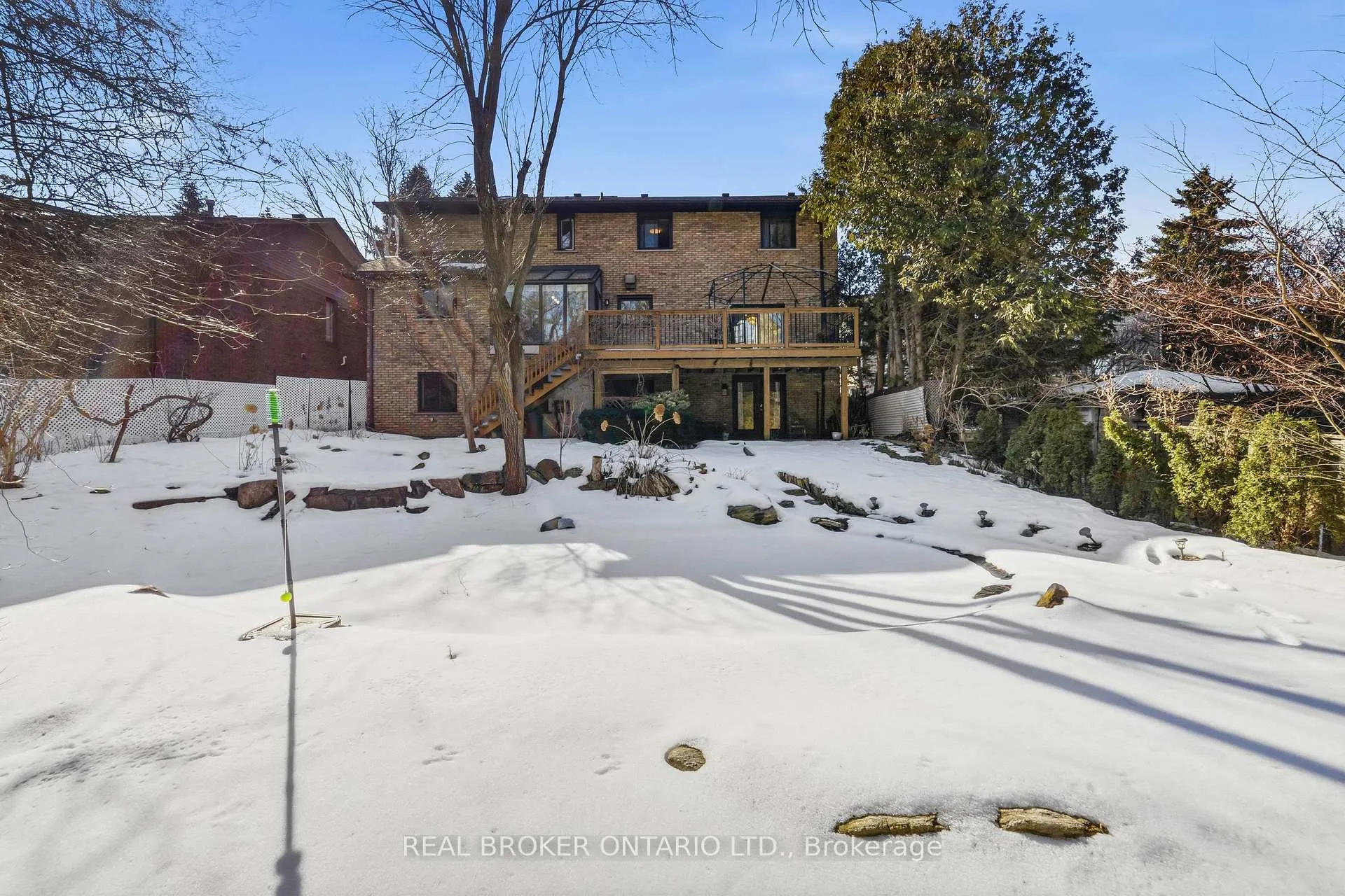 Photo 42 of 39 Templer Drive, Hamilton, Ancaster — HOMEH