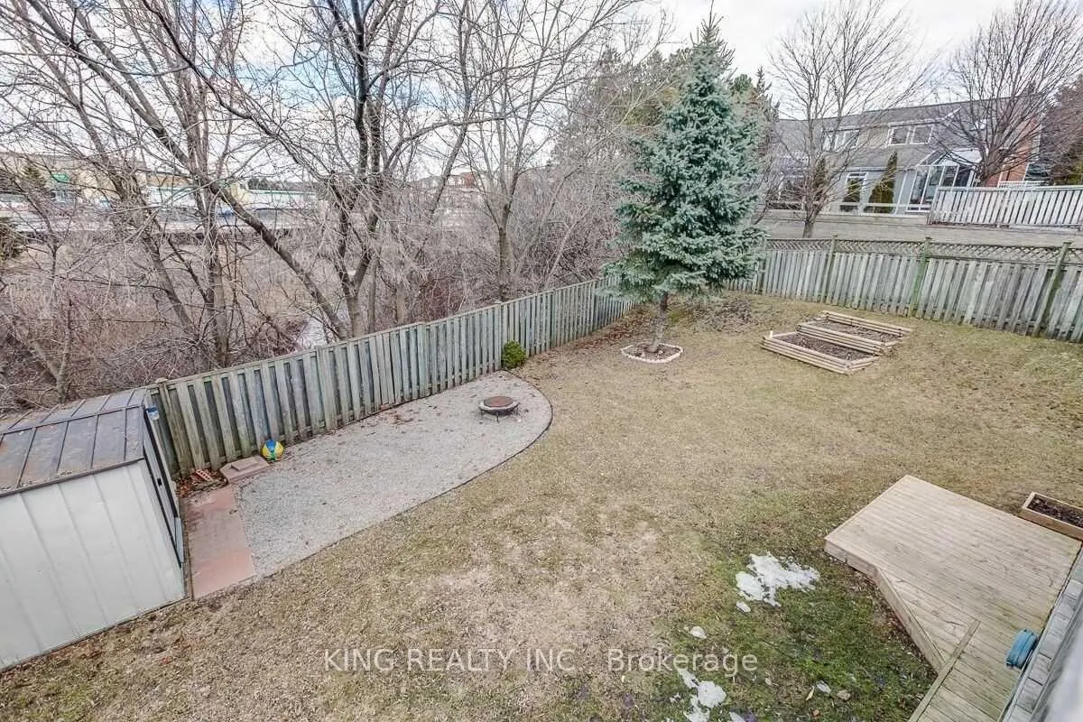 Photo 3 of 10 Patterson Crescent, Ajax, Central — HOMEH