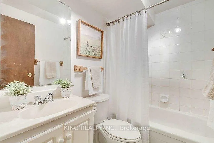 Photo 14 of 10 Patterson Crescent, Ajax, Central — HOMEH