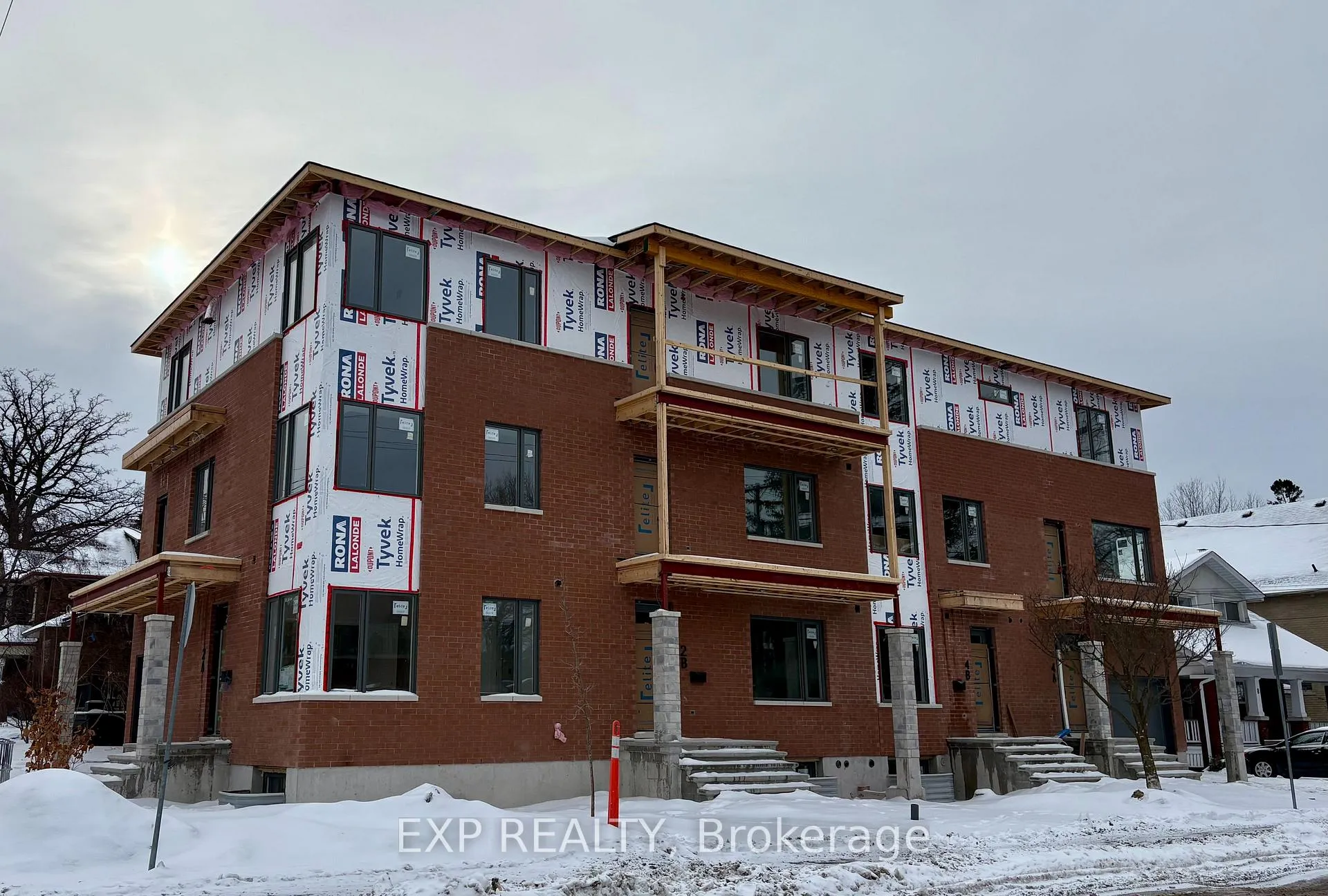 Photo 1 of Unit C, 2 Iona Street, Ottawa, Ottawa West — HOMEH