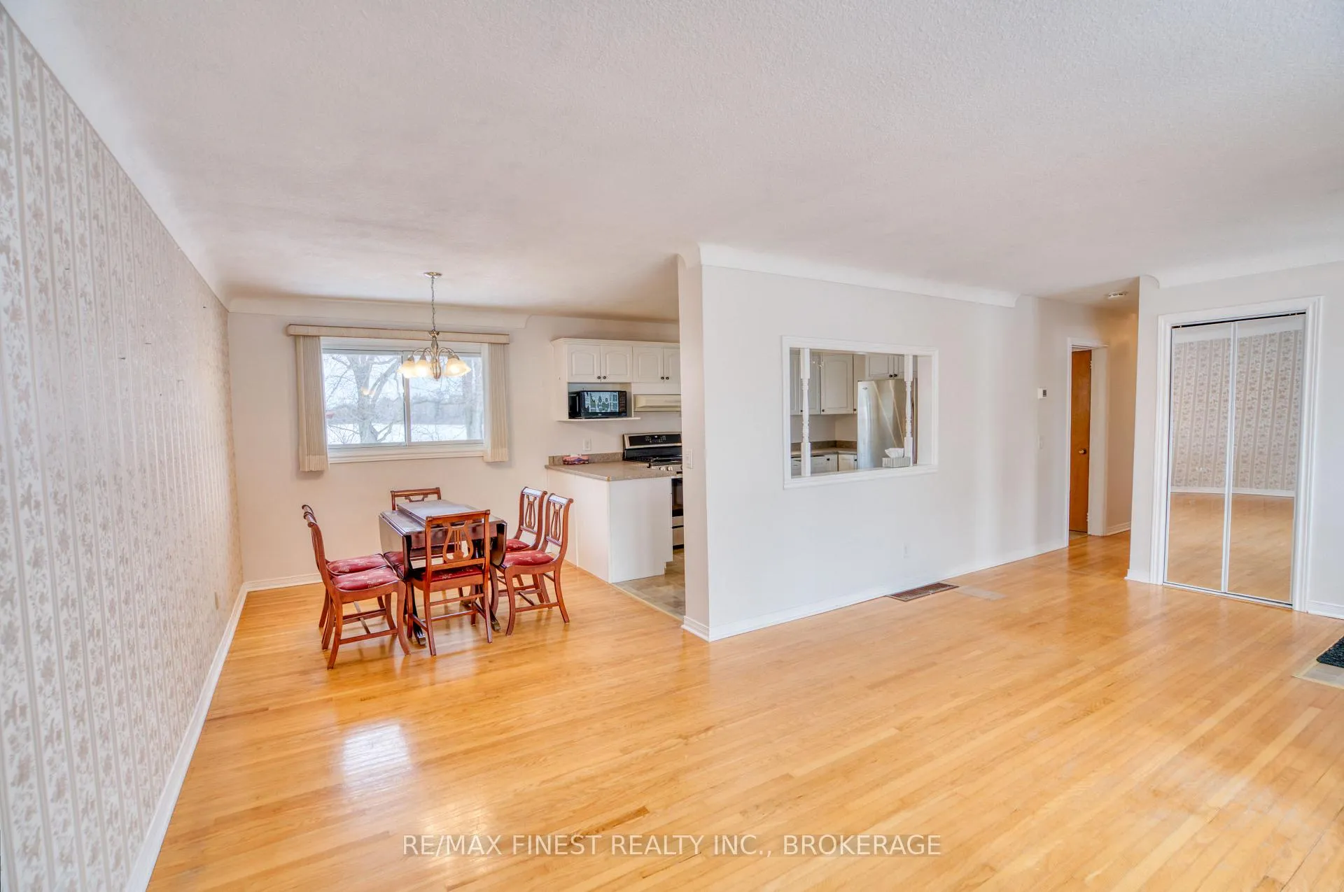 Photo 9 of 2068 Unity Road, Kingston, City North of 401 — HOMEH