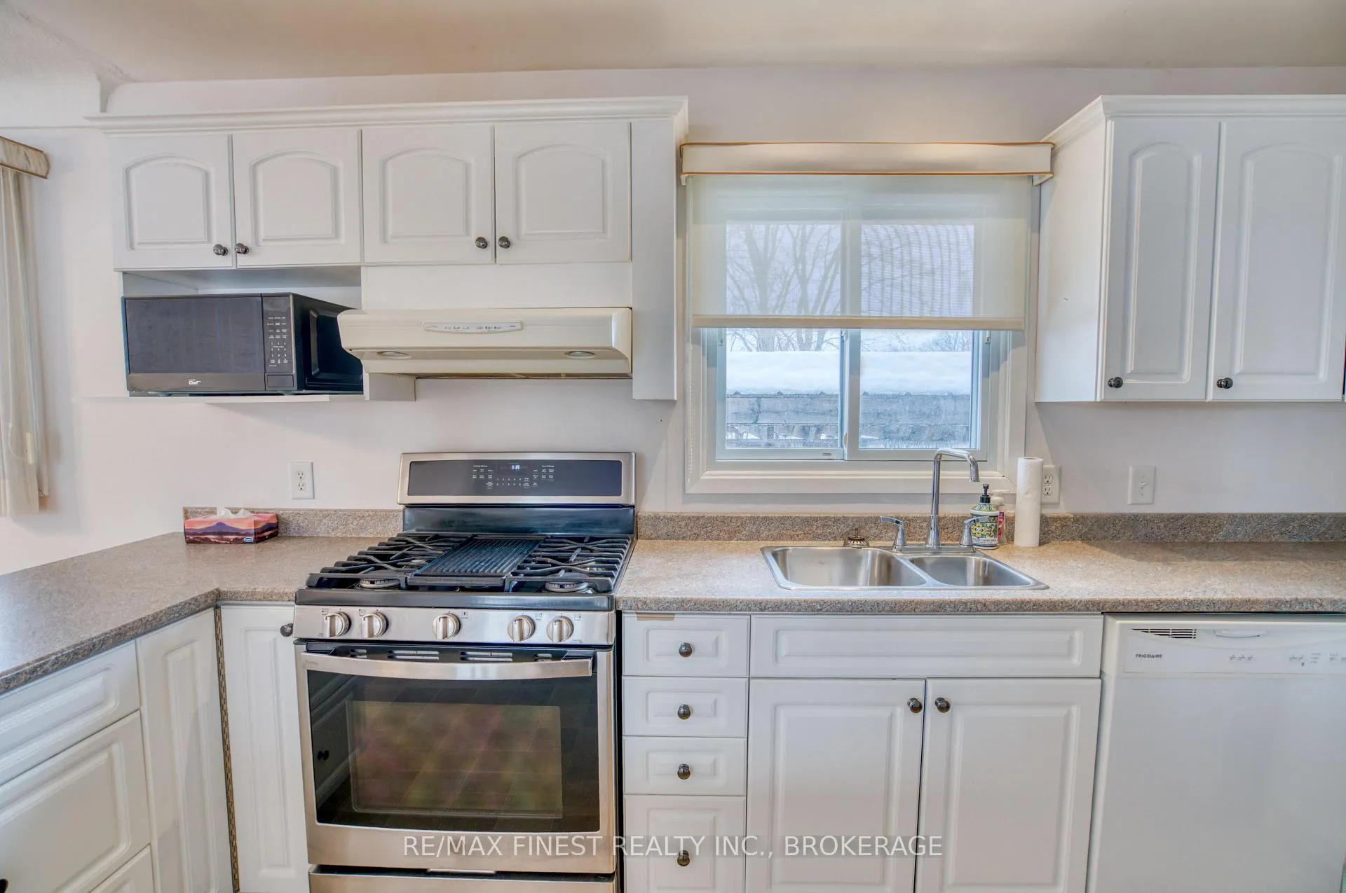 Photo 17 of 2068 Unity Road, Kingston, City North of 401 — HOMEH