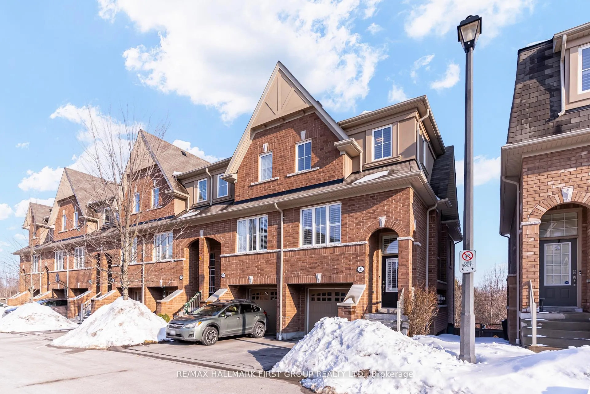 Front of 31 Reevesmere Lane