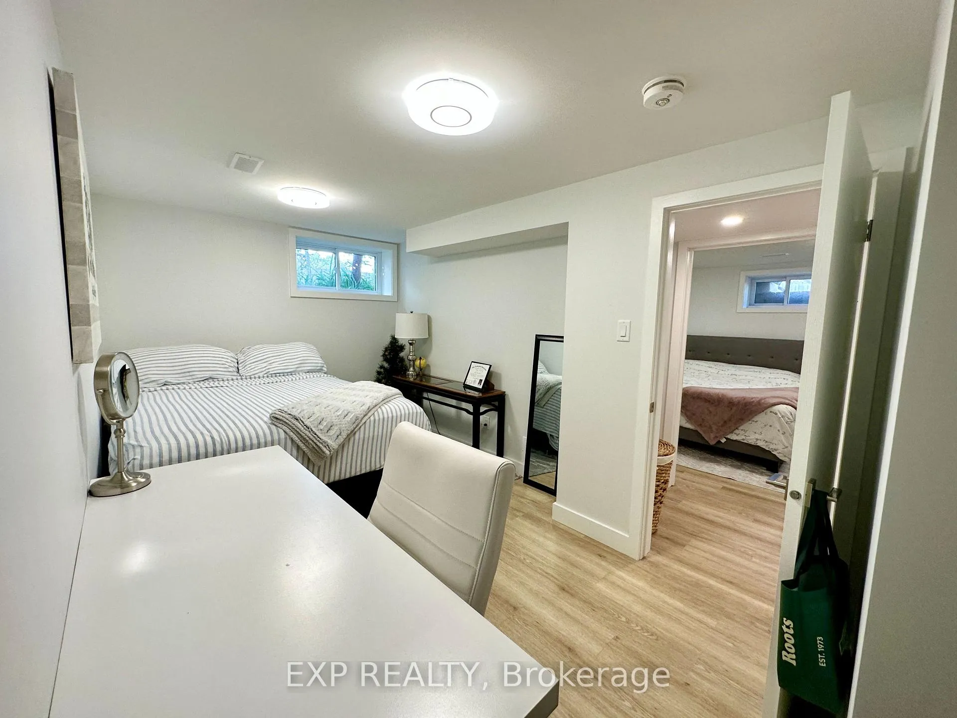 Photo 12 of Unit B, 44 Sherry Lane, Ottawa, Manordale — HOMEH