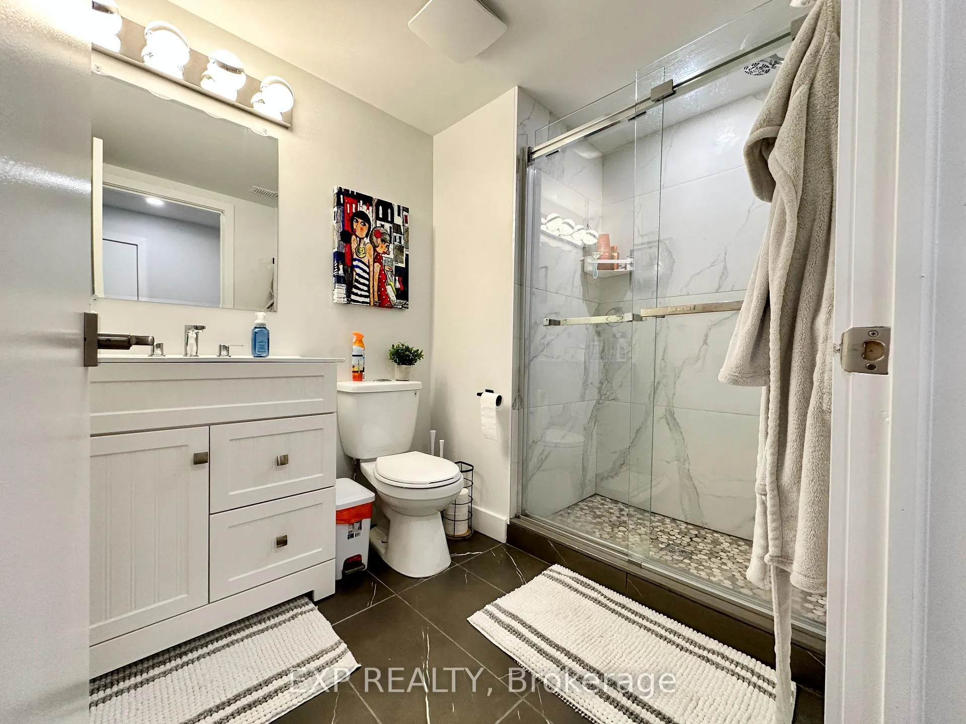 Photo 15 of Unit B, 44 Sherry Lane, Ottawa, Manordale — HOMEH