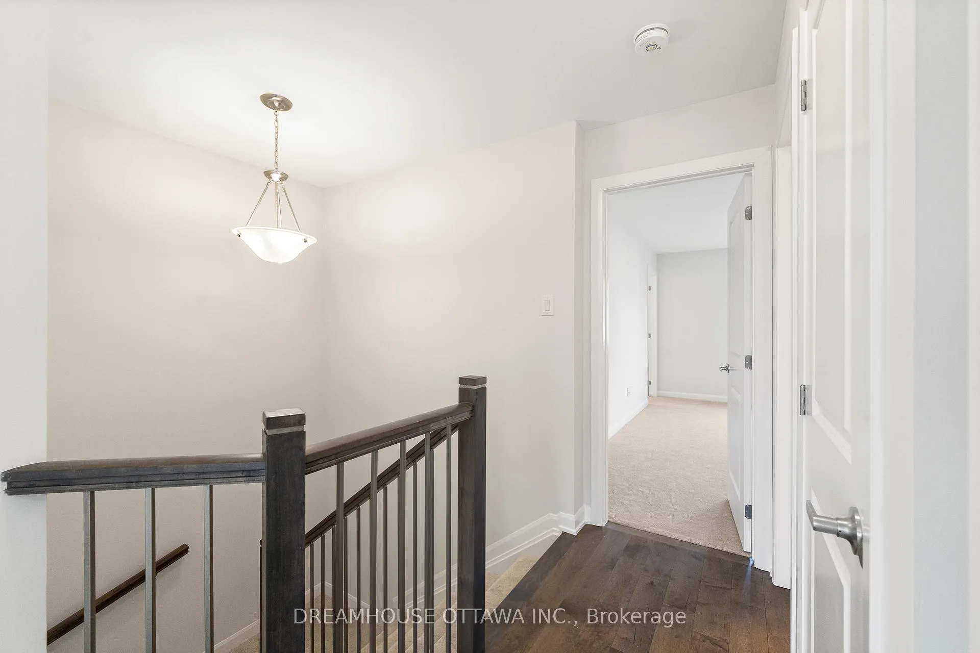 Photo 15 of 563 Aglish Mews, Ottawa, Barrhaven - Half Moon Bay — HOMEH