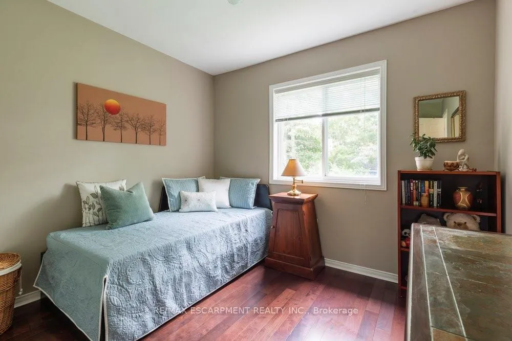 Photo 16 of Unit 1, 31 Moss Boulevard, Hamilton, Dundas — HOMEH