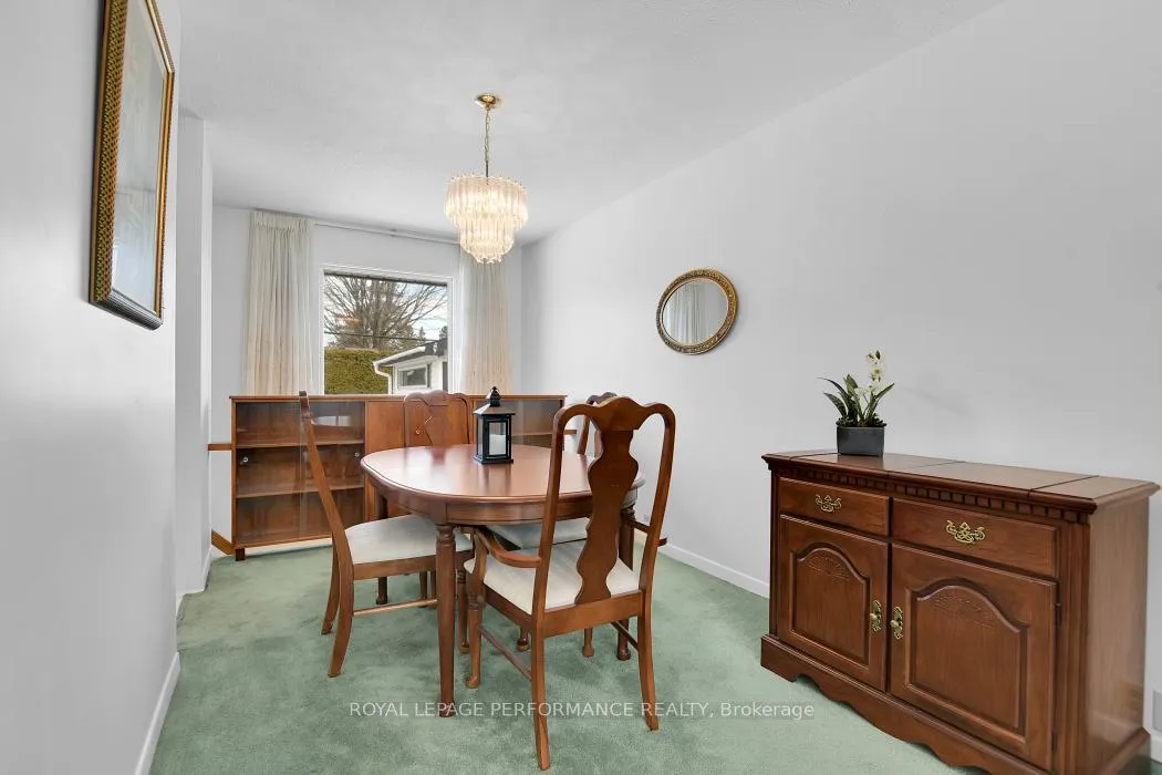 Photo 12 of 9 Kilmory Crescent, Ottawa, Borden Farm/Stewart Farm/Carleton Heights/Parkwood Hills — HOMEH