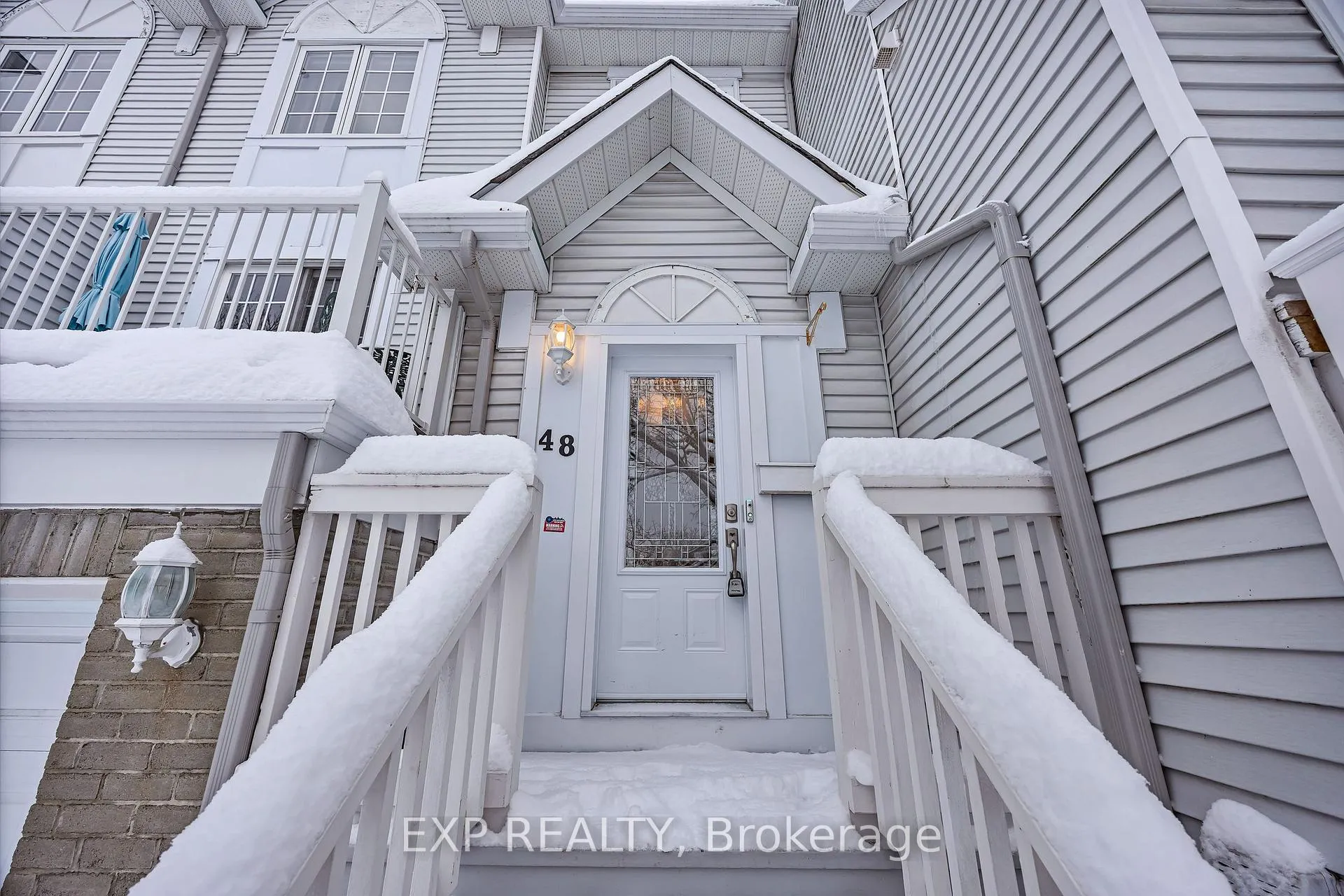 Photo 2 of 48 Castlegreen Private, Ottawa, Hunt Club Park/Greenboro — HOMEH