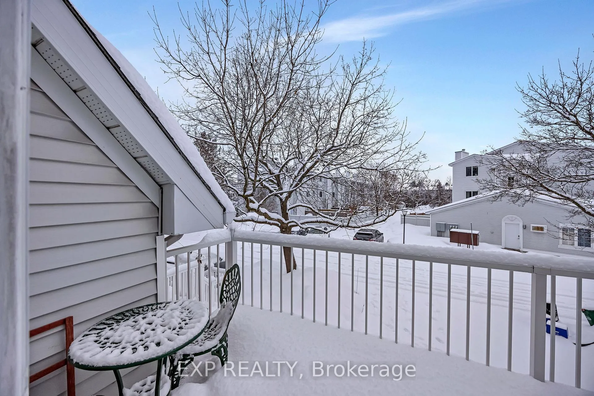 Photo 9 of 48 Castlegreen Private, Ottawa, Hunt Club Park/Greenboro — HOMEH