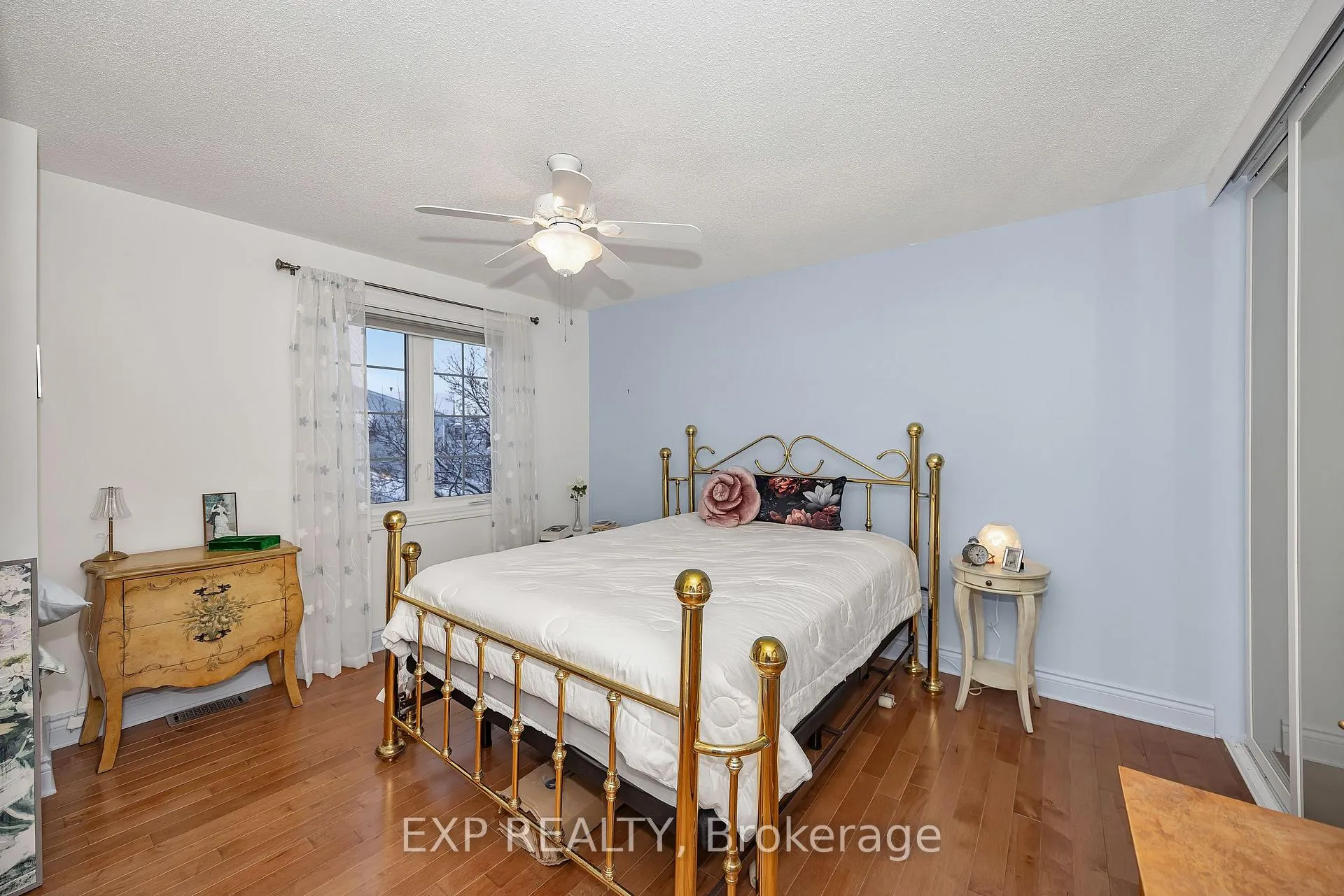 Photo 18 of 48 Castlegreen Private, Ottawa, Hunt Club Park/Greenboro — HOMEH