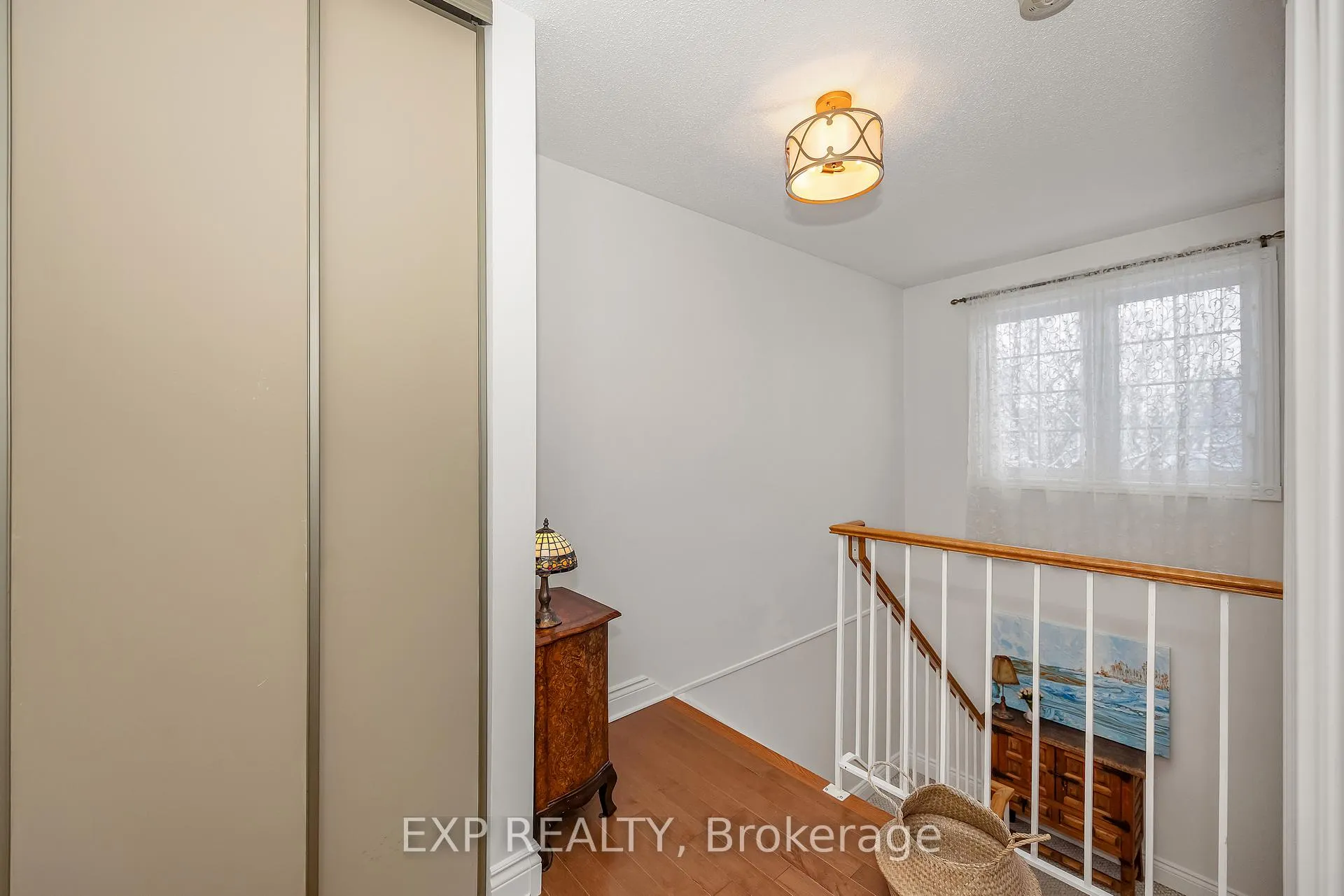 Photo 21 of 48 Castlegreen Private, Ottawa, Hunt Club Park/Greenboro — HOMEH