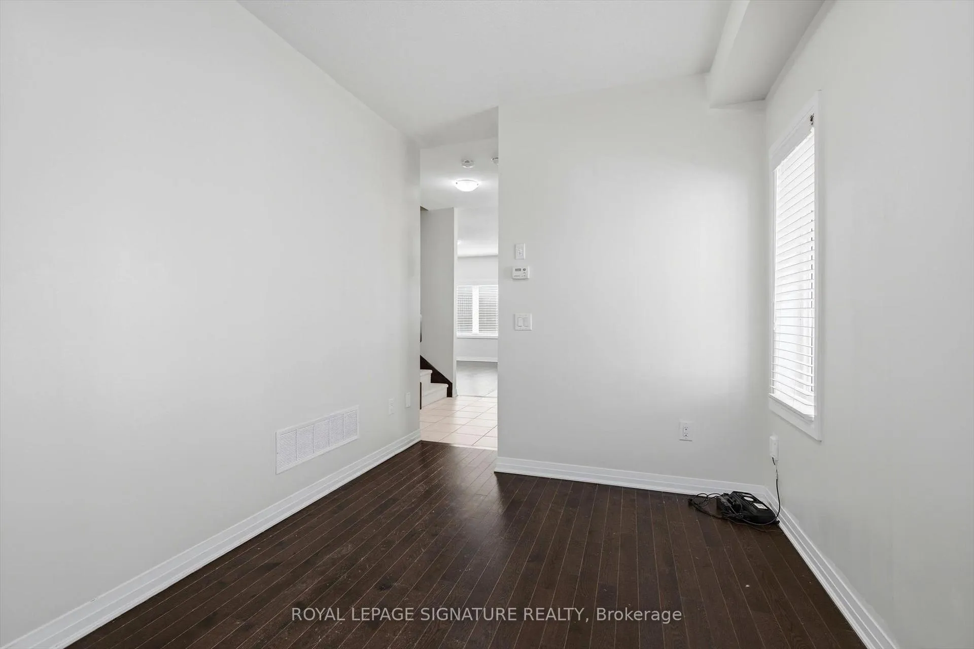 Photo 3 of 4094 Canby Street, Lincoln, Beamsville — HOMEH