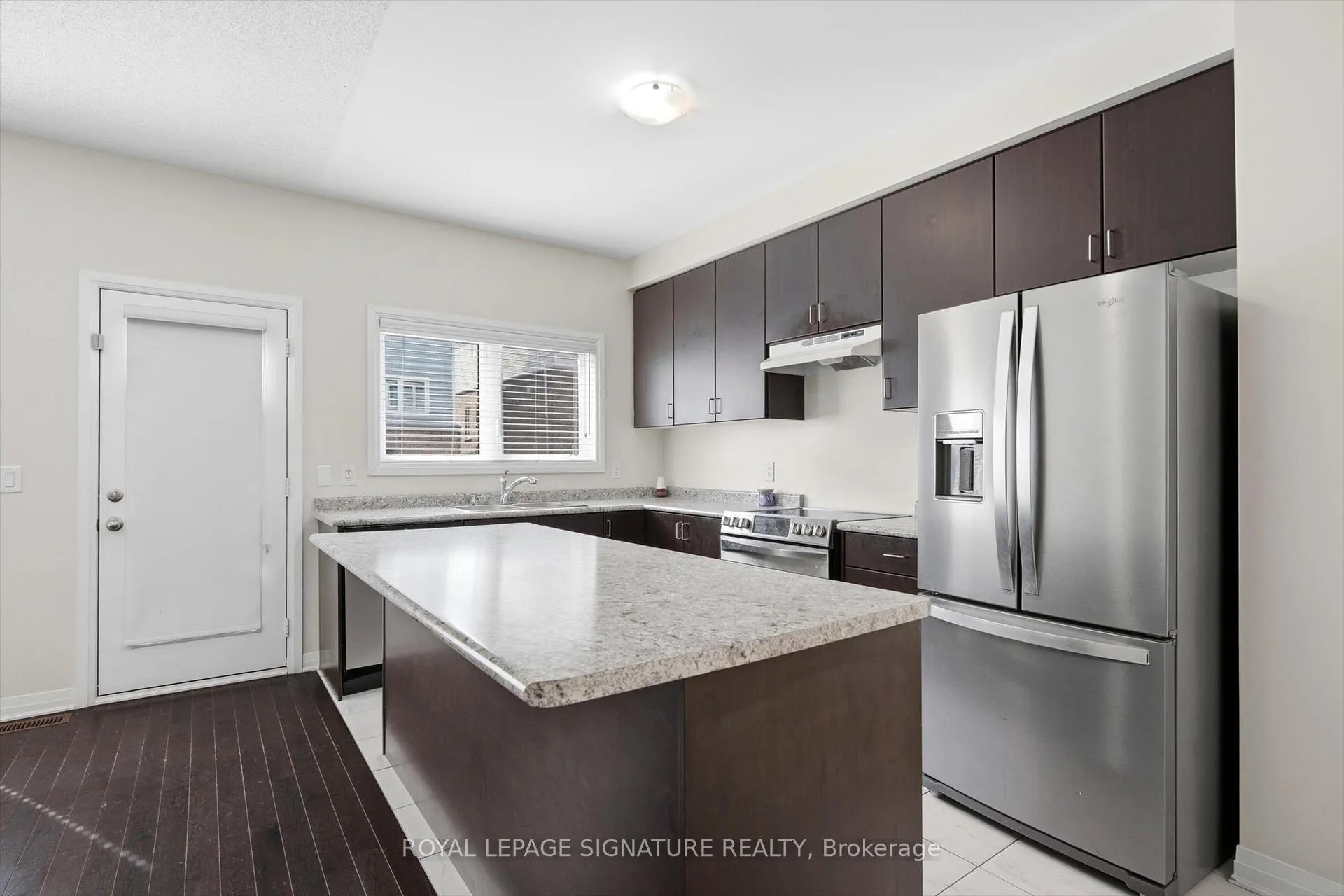 Photo 8 of 4094 Canby Street, Lincoln, Beamsville — HOMEH