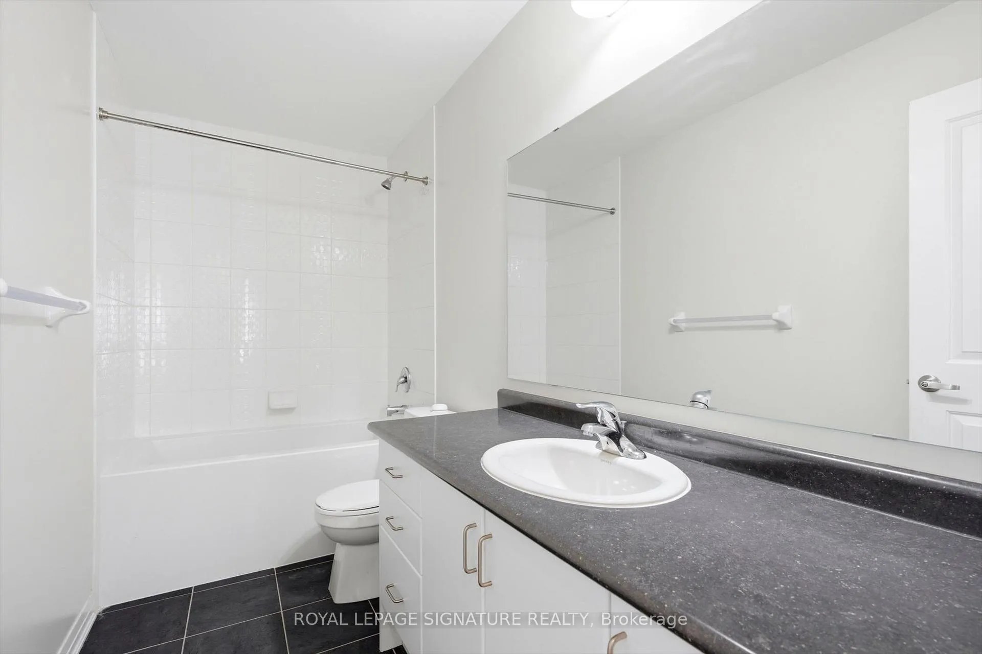 Photo 21 of 4094 Canby Street, Lincoln, Beamsville — HOMEH