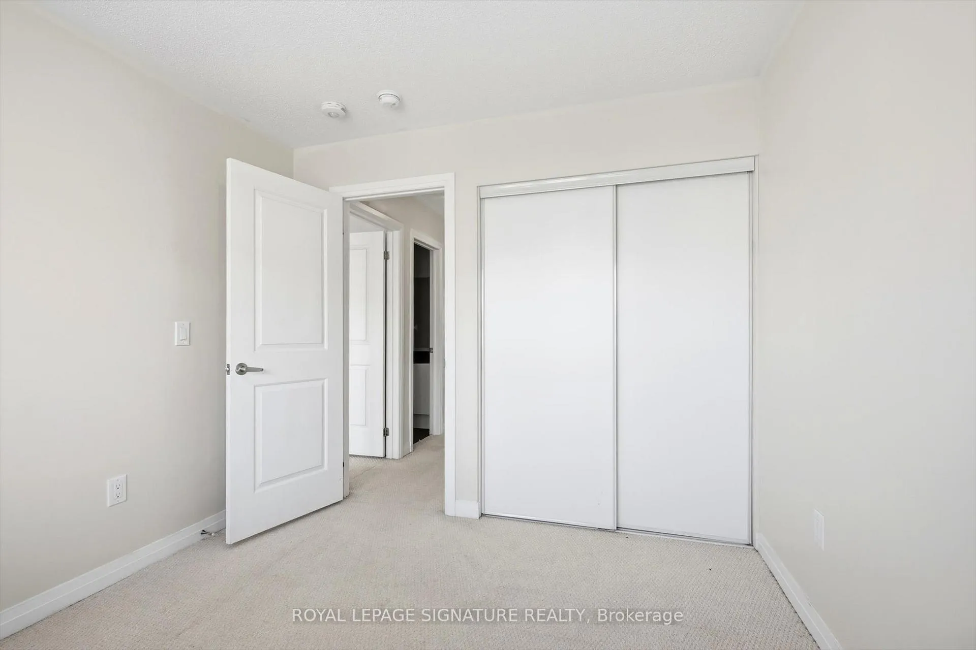 Photo 23 of 4094 Canby Street, Lincoln, Beamsville — HOMEH