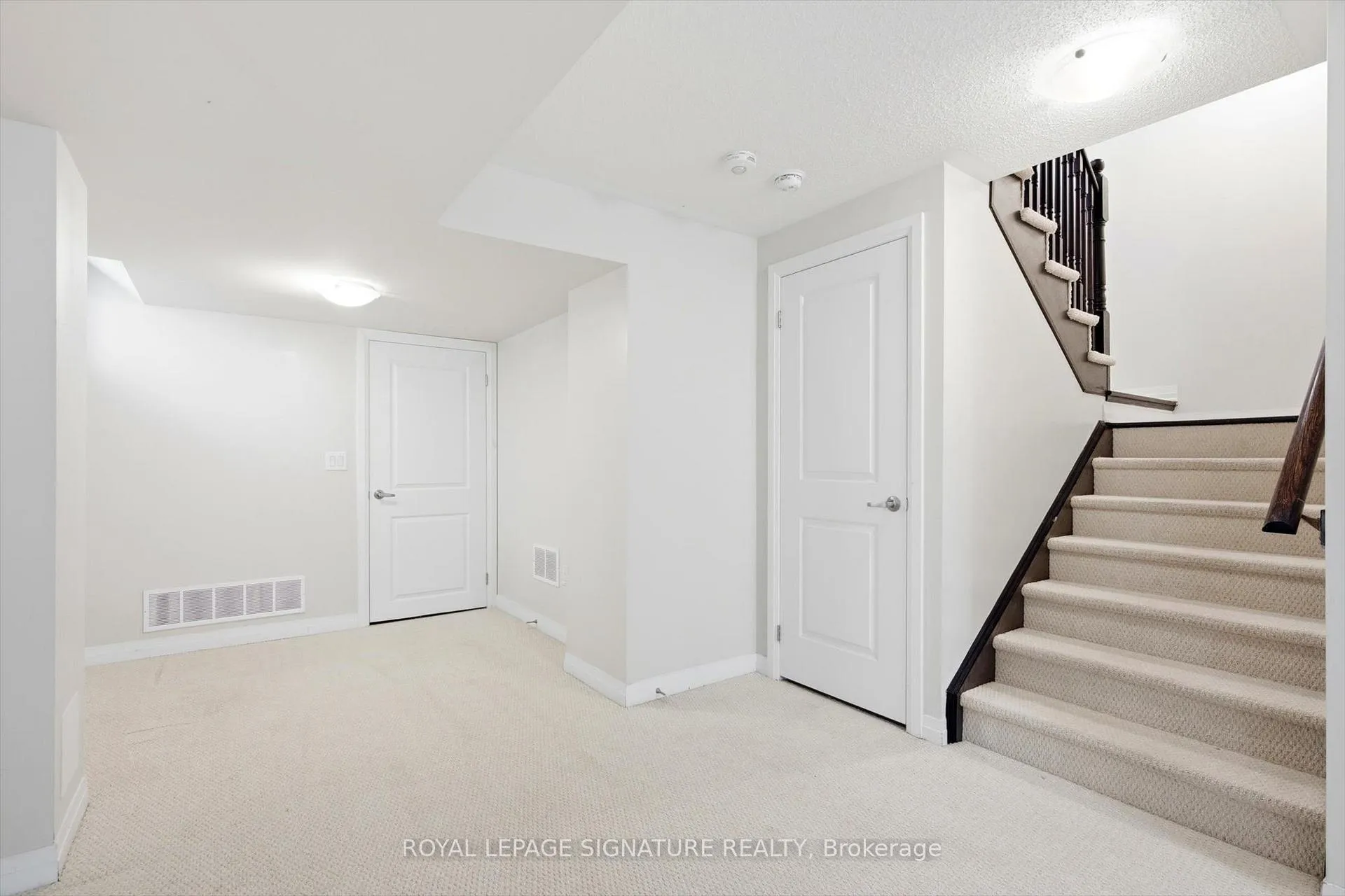 Photo 27 of 4094 Canby Street, Lincoln, Beamsville — HOMEH